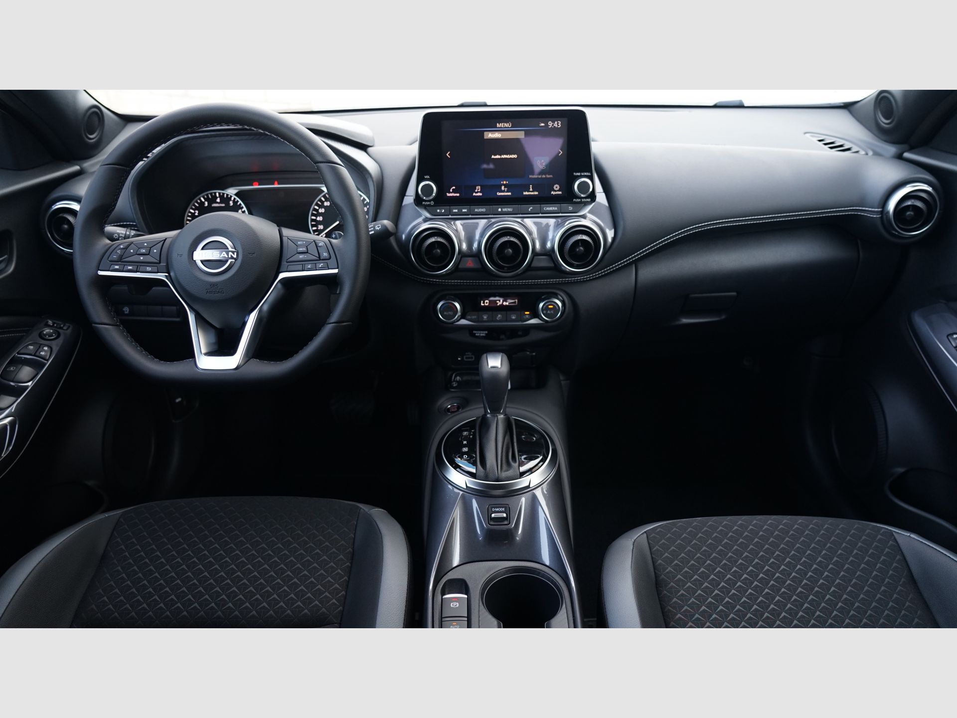 Nissan JUKE - 9