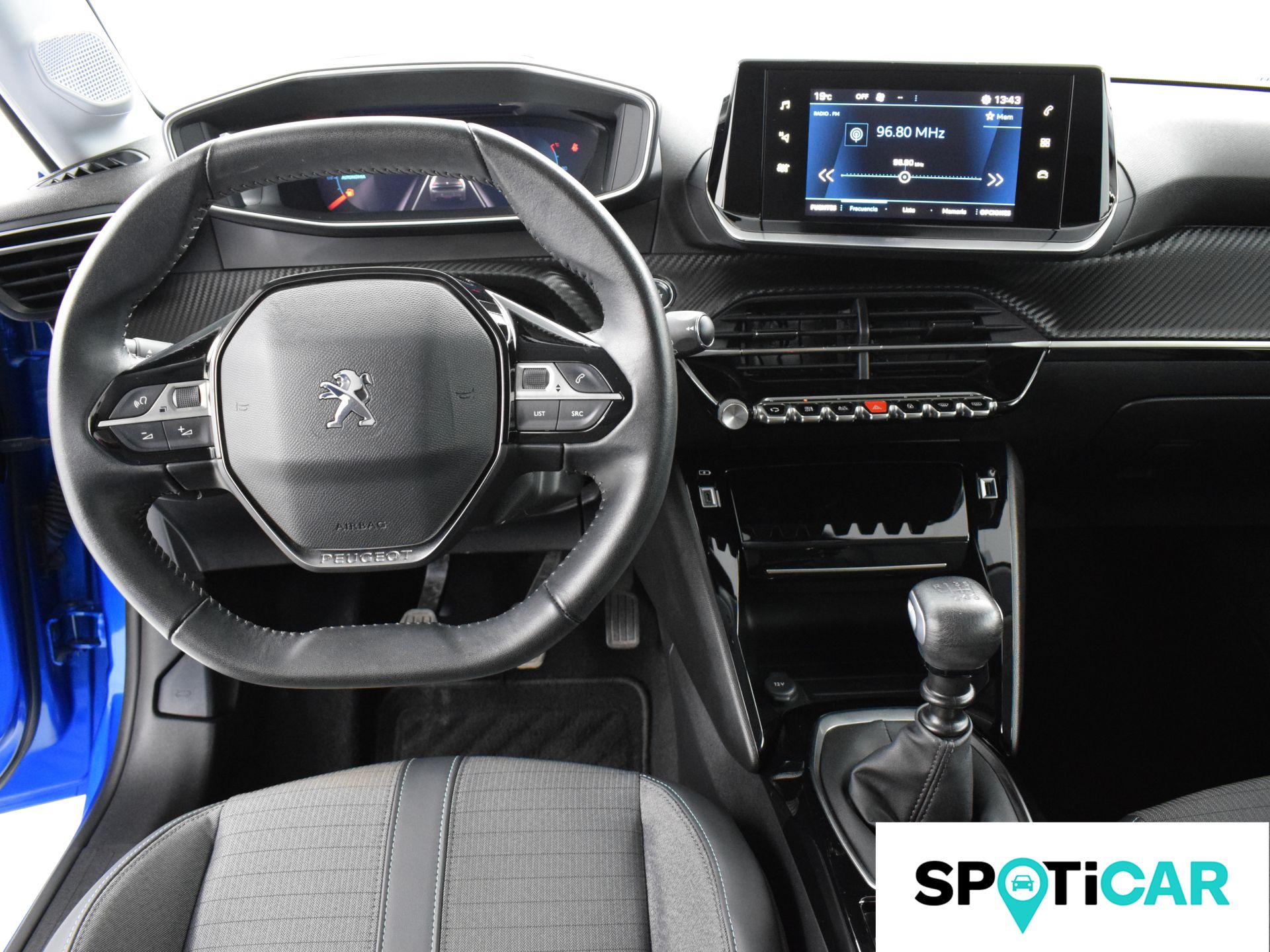 Peugeot 208 - 9
