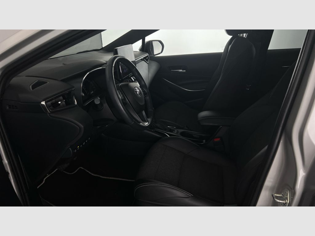 TOYOTA Corolla - 12