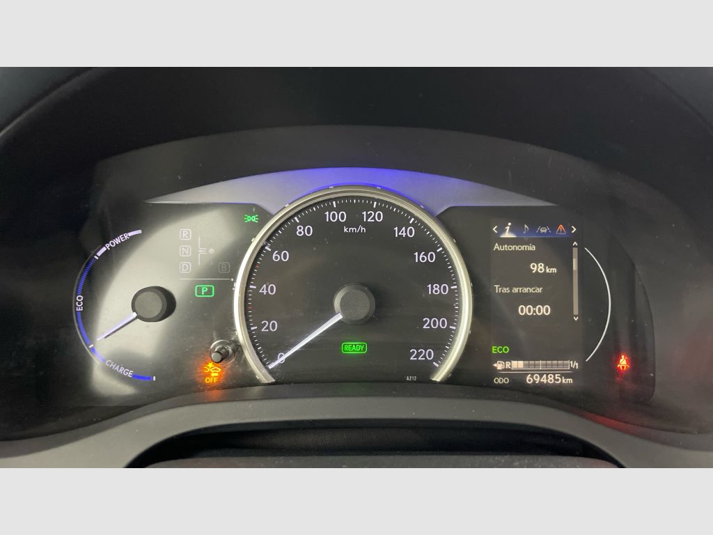 LEXUS CT - 10