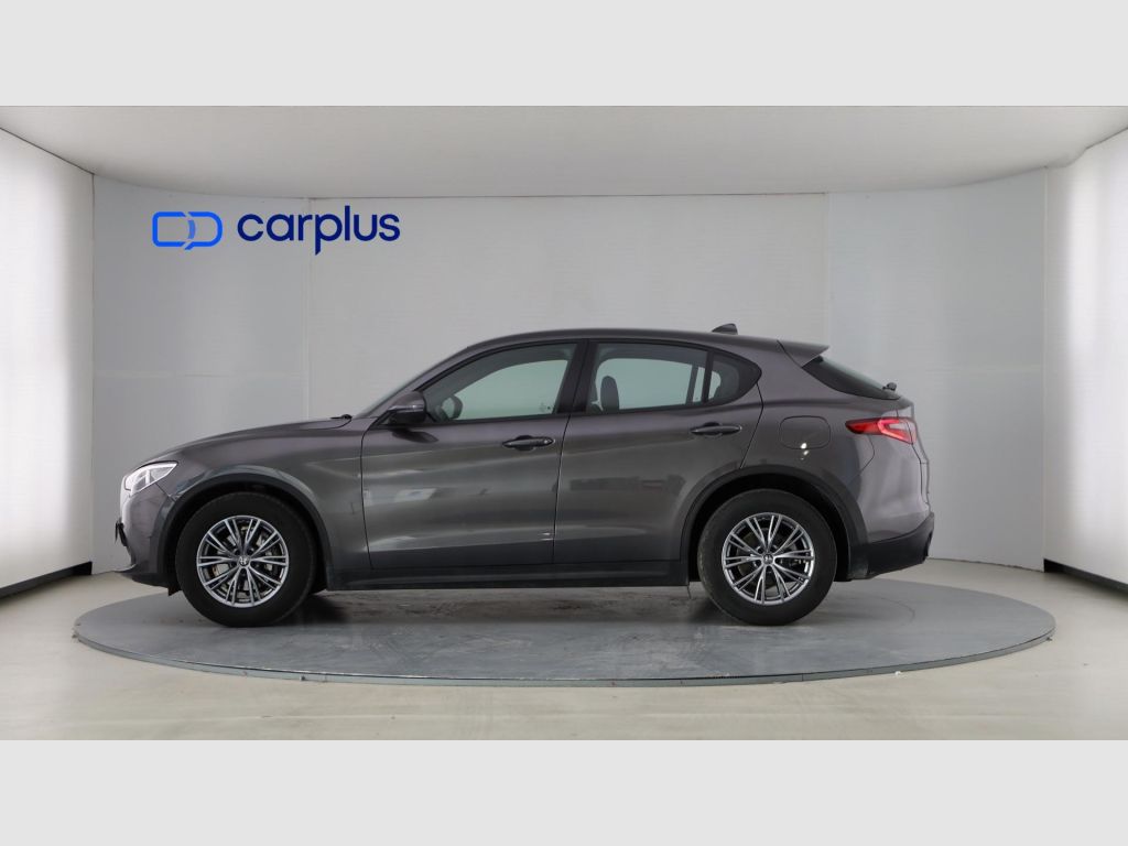 Alfa Romeo Stelvio - 3
