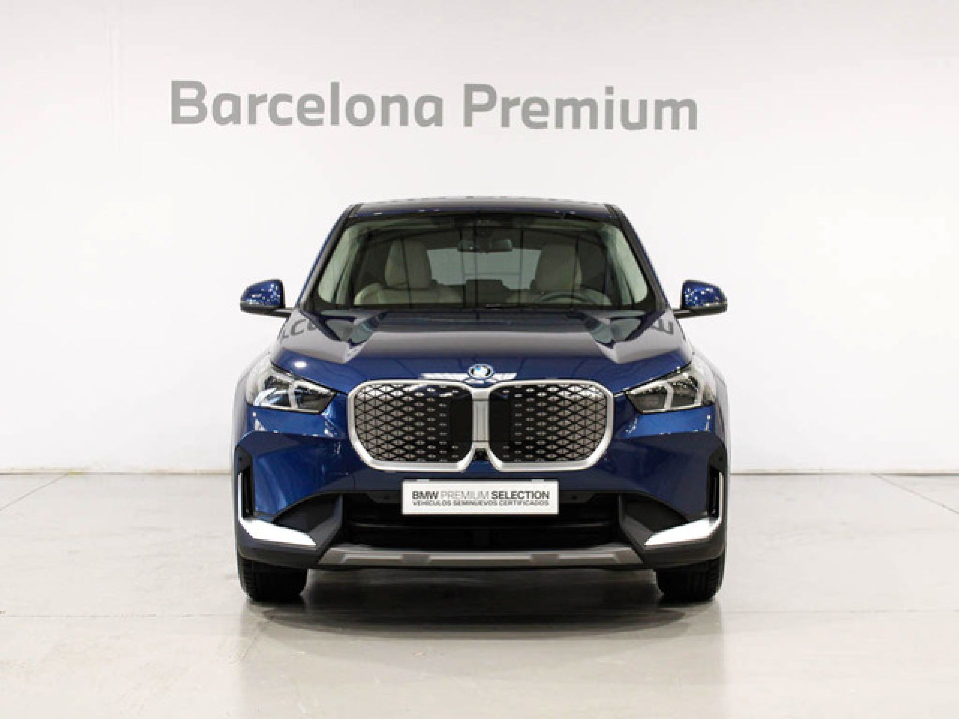 BMW iX1 - 2