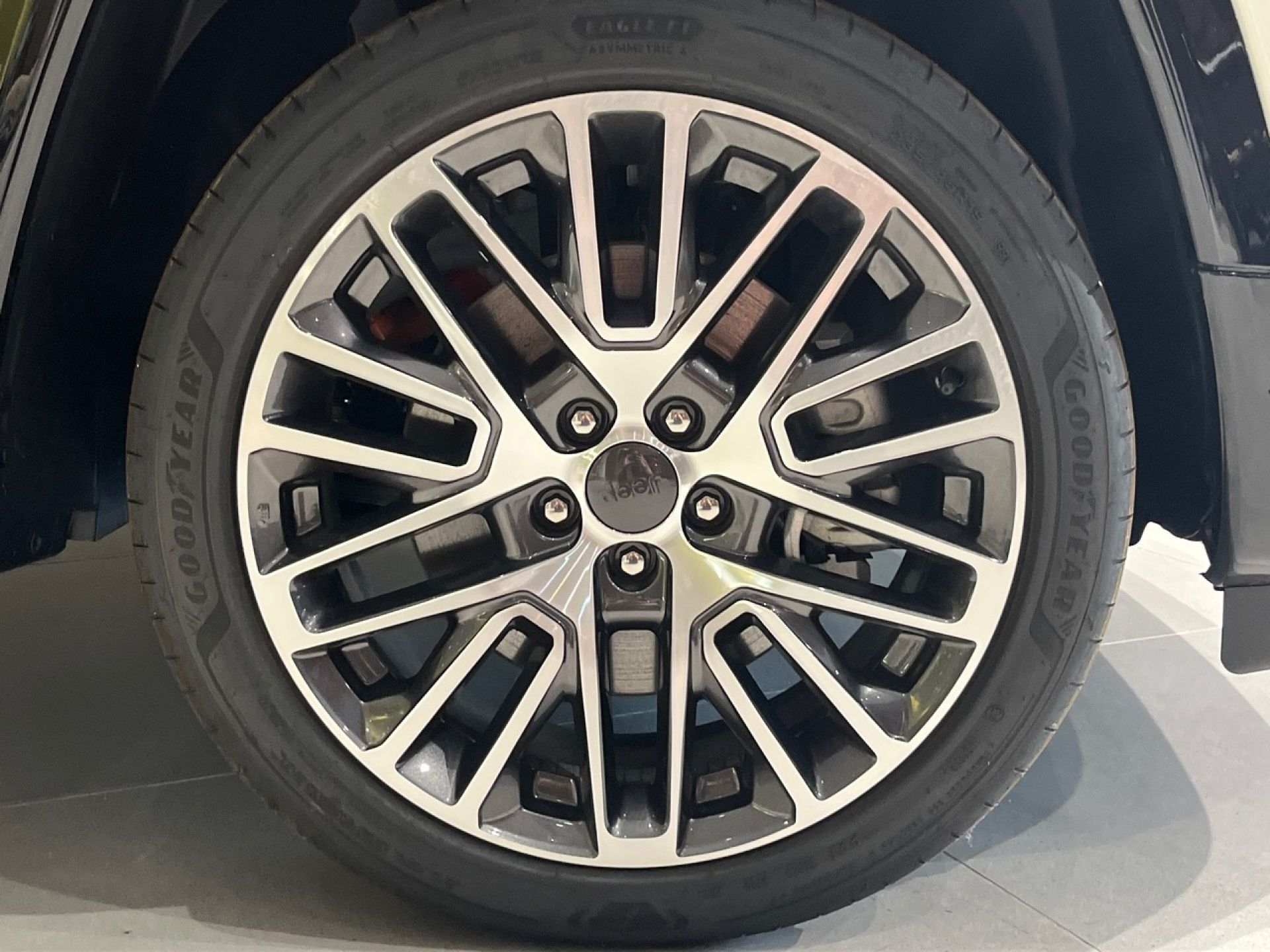 Jeep Compass - 8