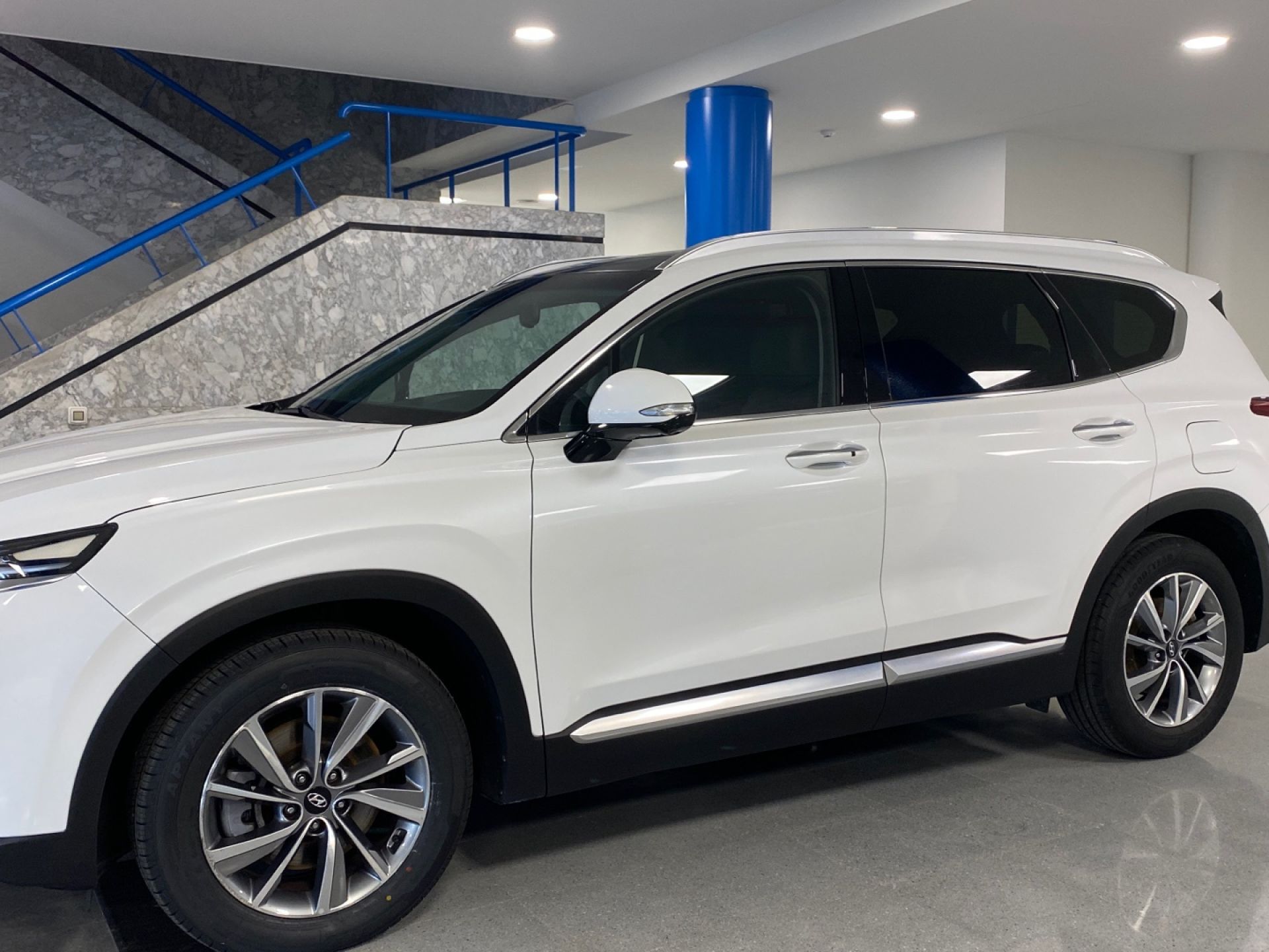 Hyundai Santa Fe - 4