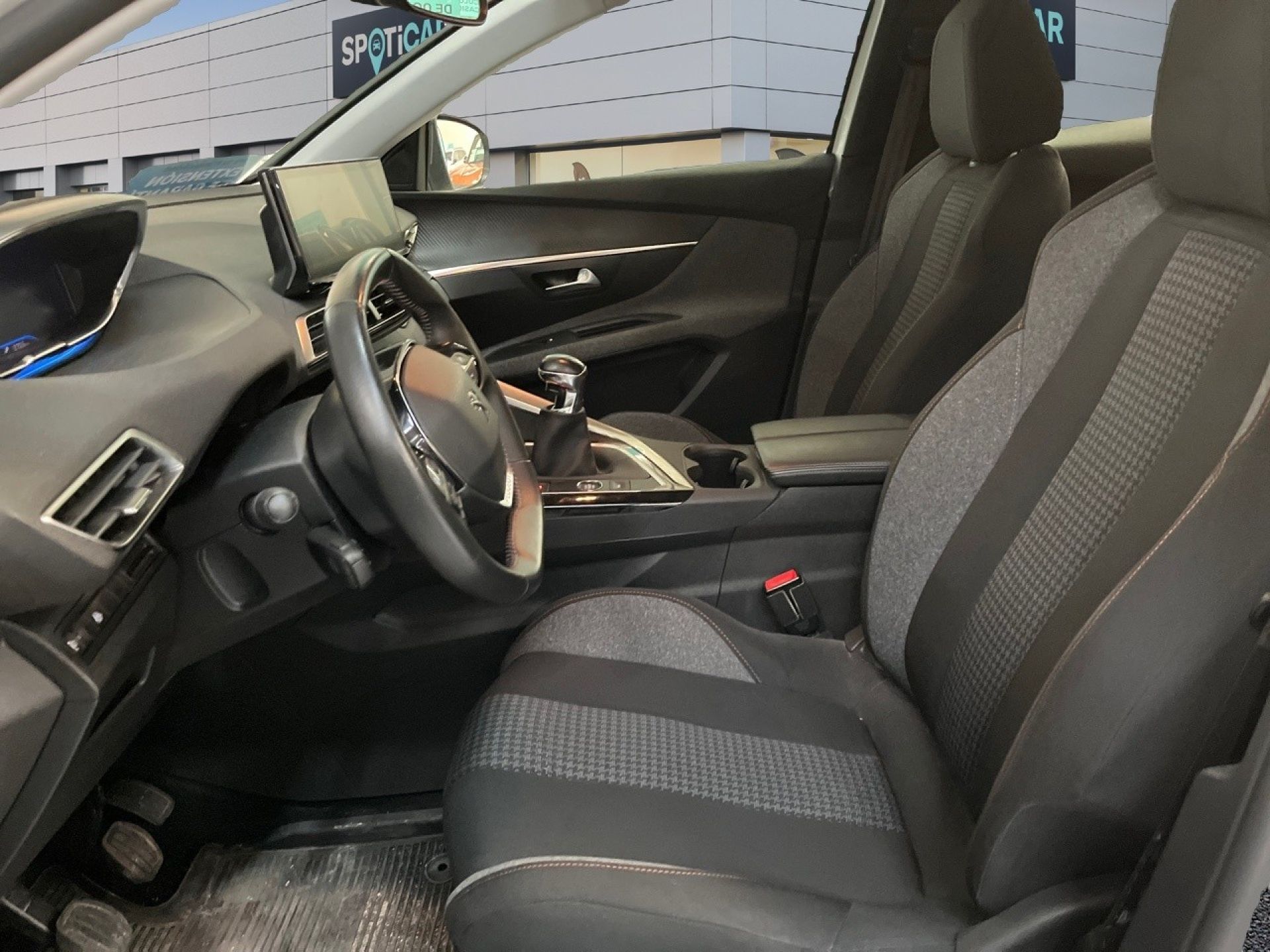 Peugeot 3008 - 11