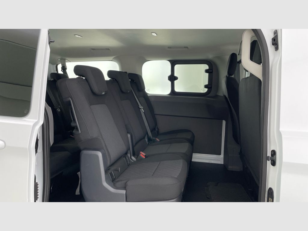 Volkswagen Transporter - 12