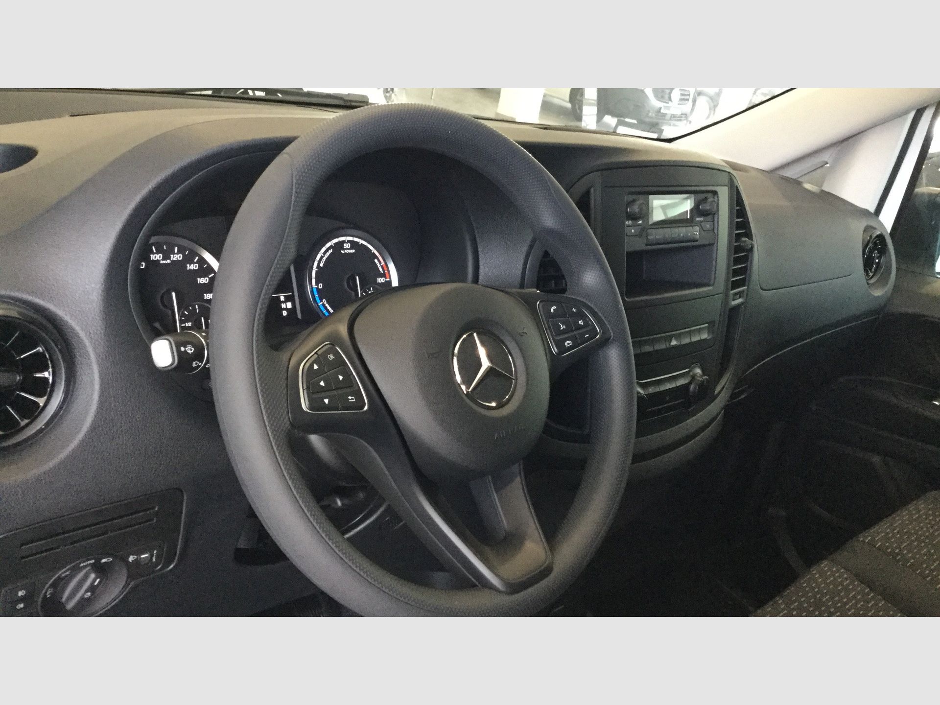 Mercedes-Benz Vito - 2