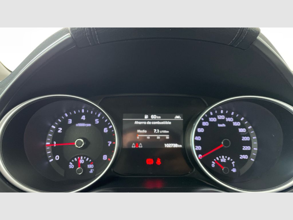 Kia XCeed - 10