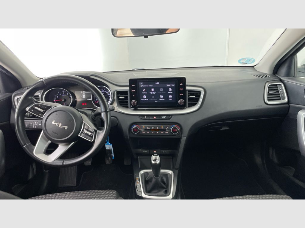 Kia XCeed - 11