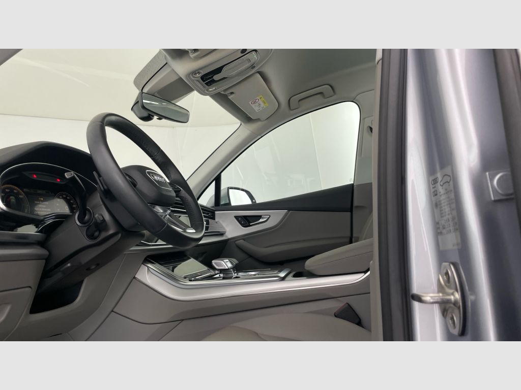 Audi Q7 - 12