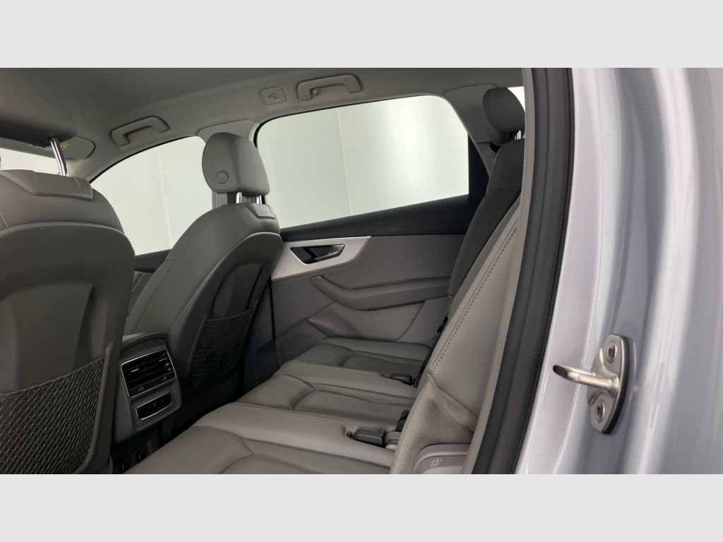 Audi Q7 - 12
