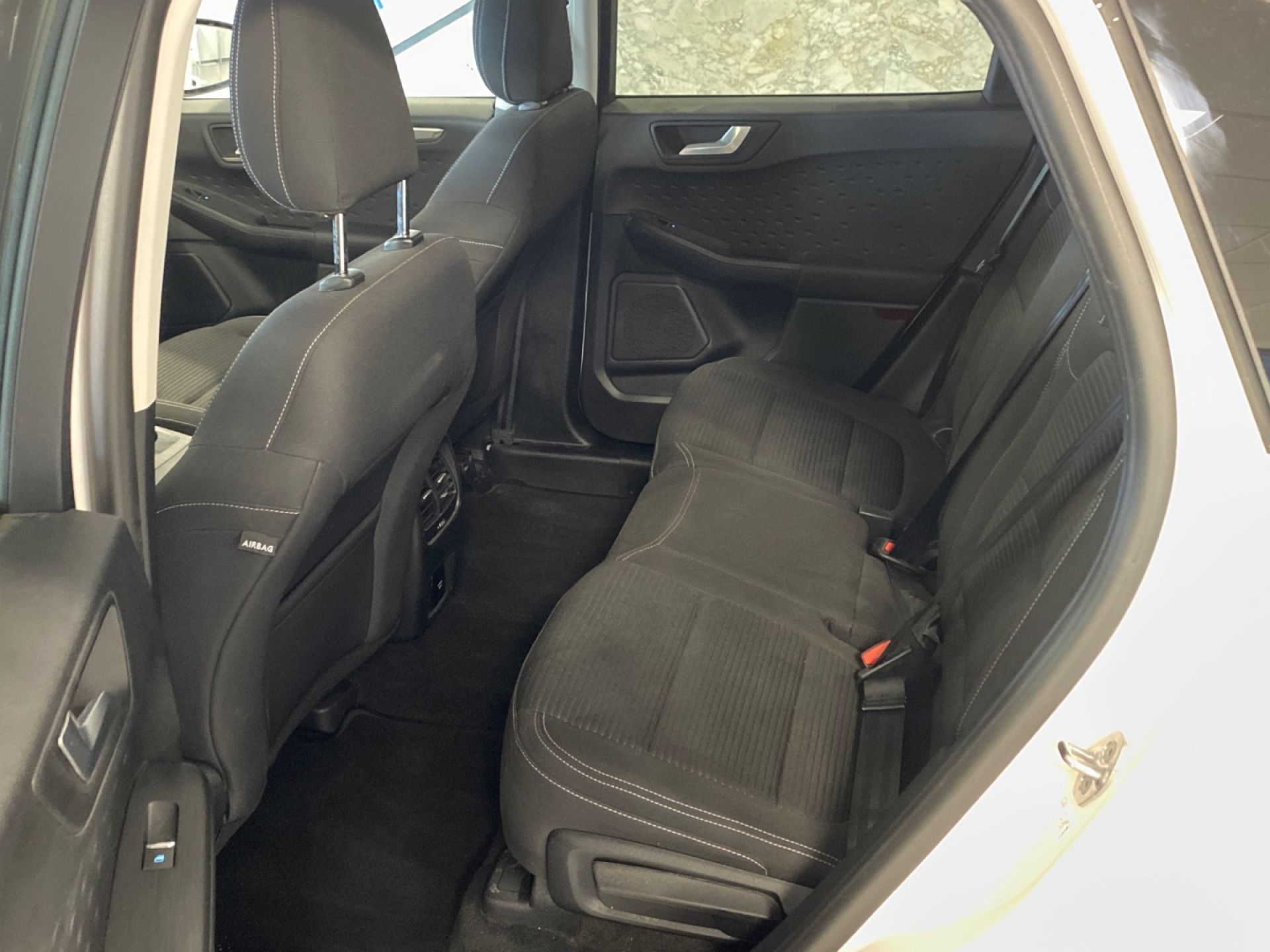 Ford Kuga - 8