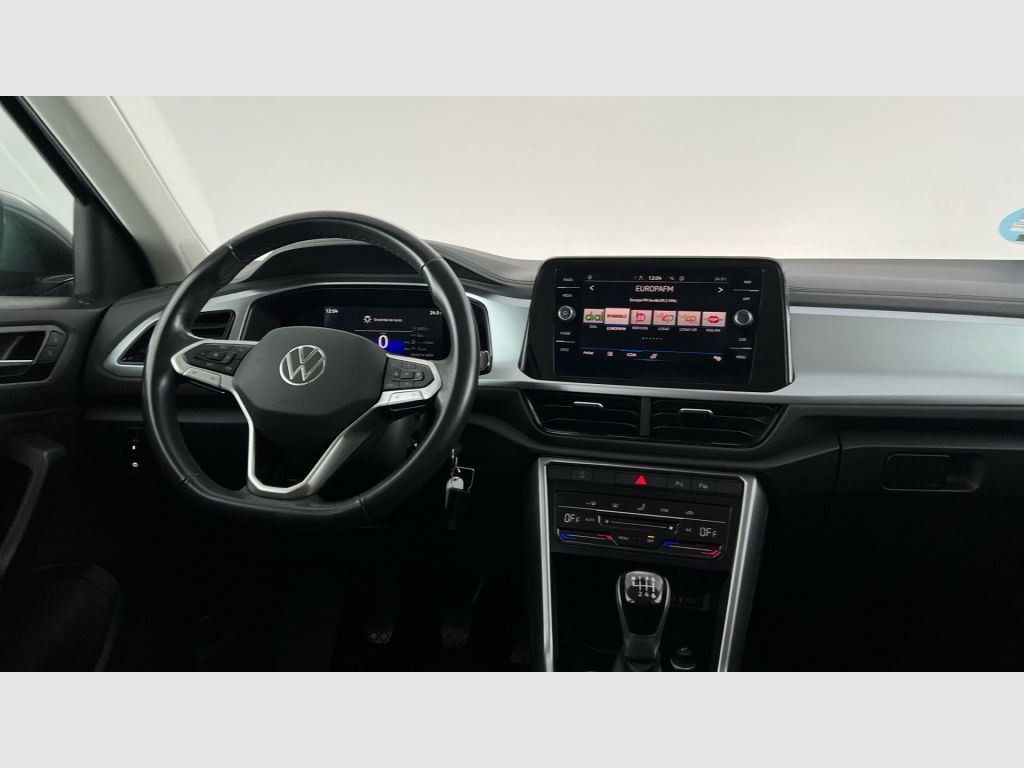 Volkswagen T-Roc - 11