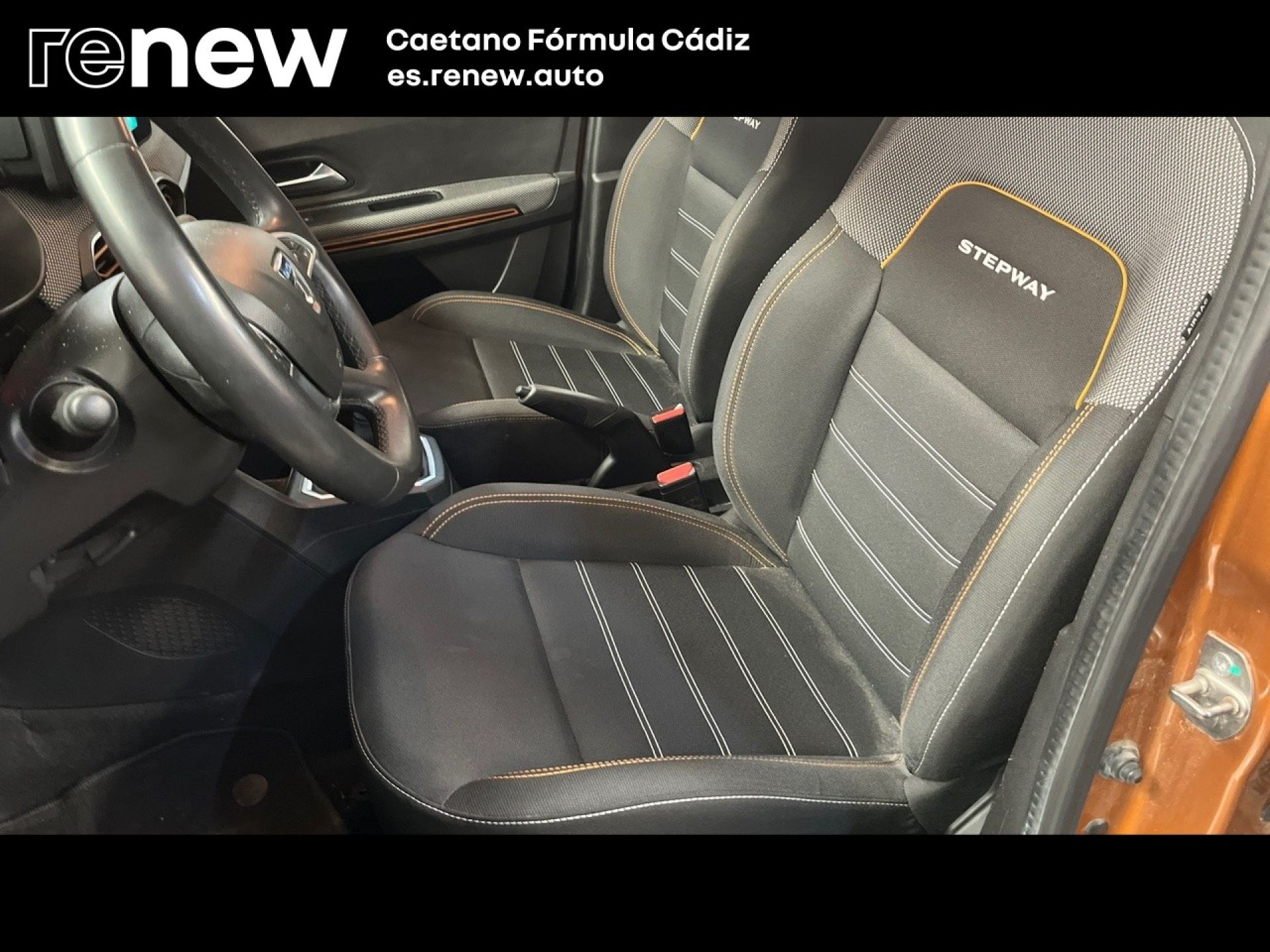 Dacia Sandero - 11
