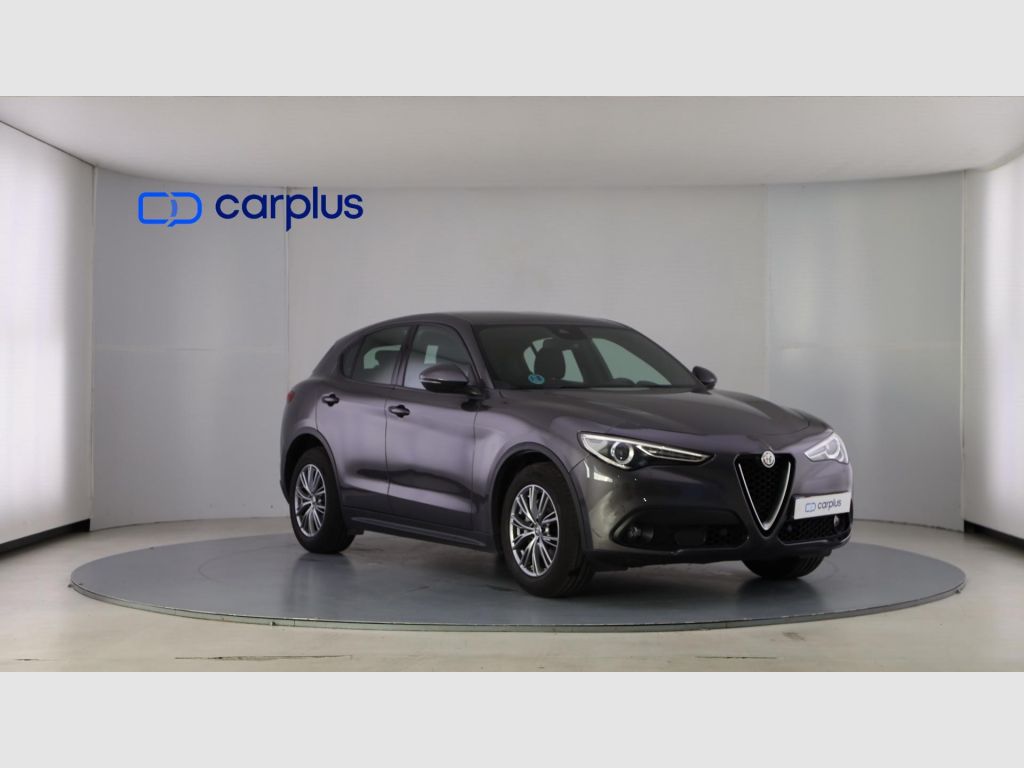 Alfa Romeo Stelvio - 2