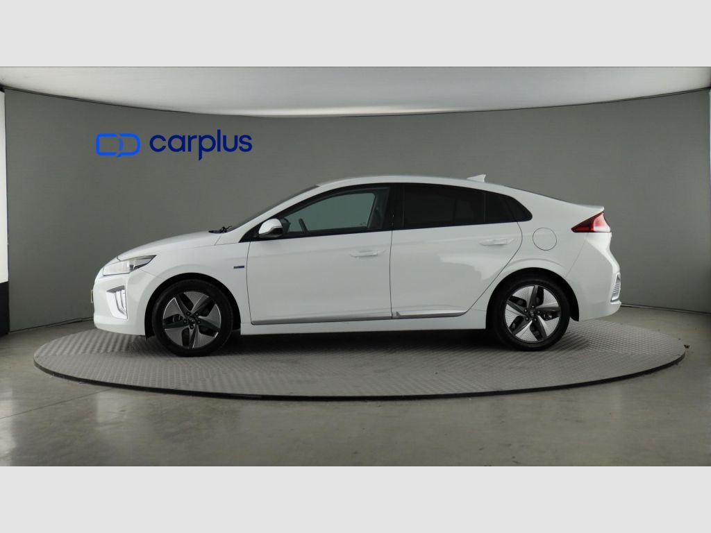 Hyundai IONIQ - 4