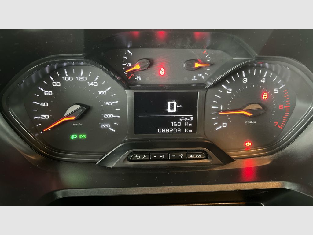 Peugeot Partner - 8