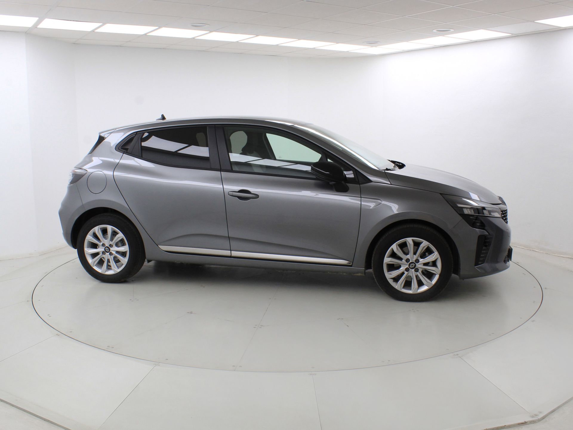 Renault Clio - 6
