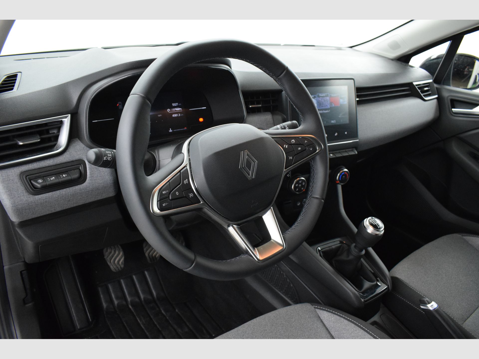 Renault Clio - 10