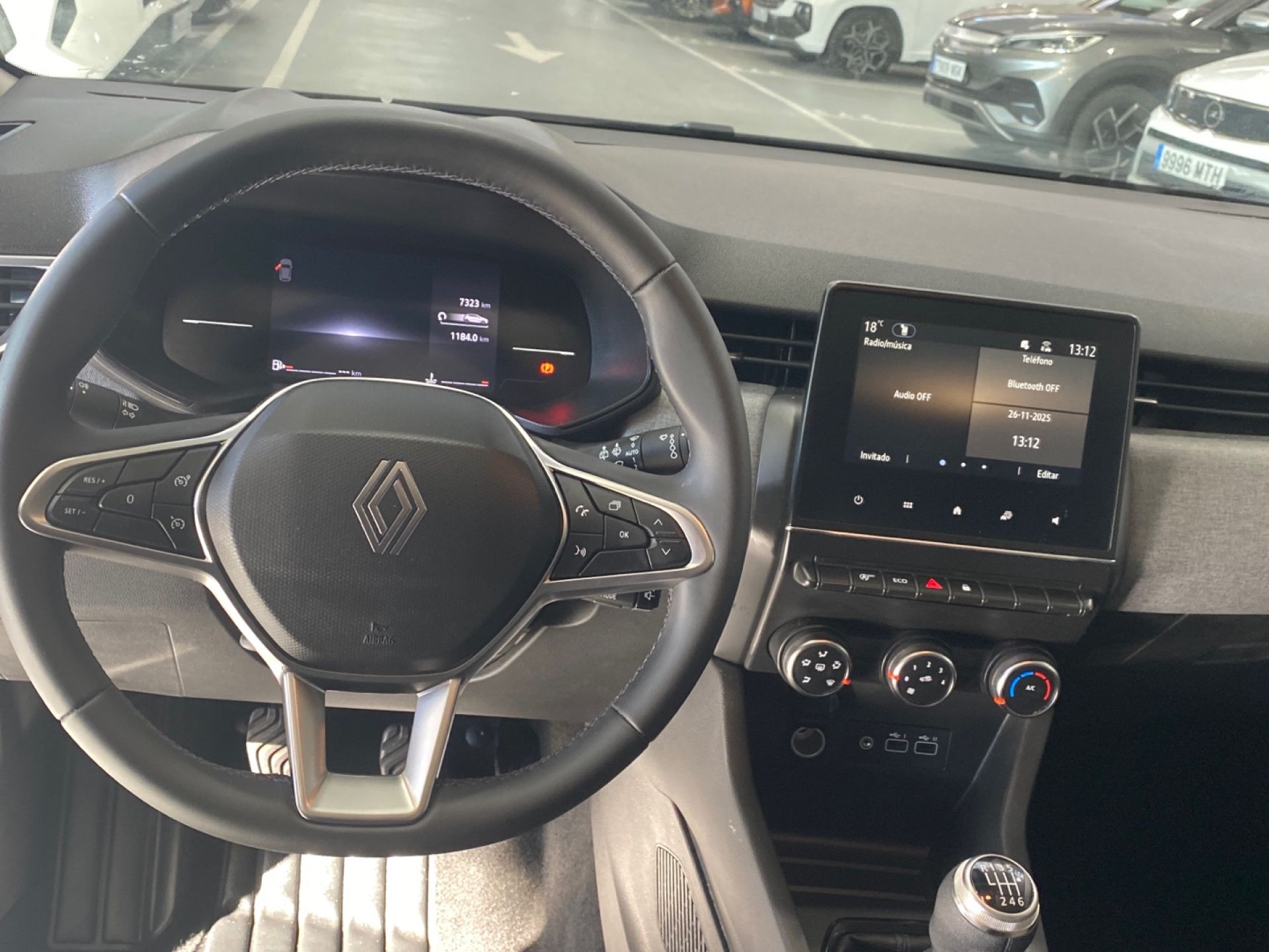 Renault Clio - 10