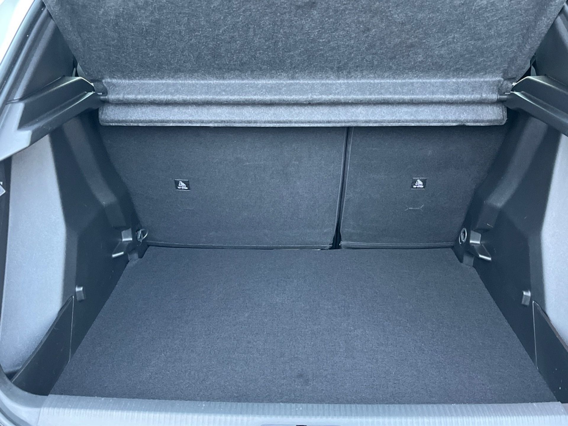 Peugeot 2008 - 7