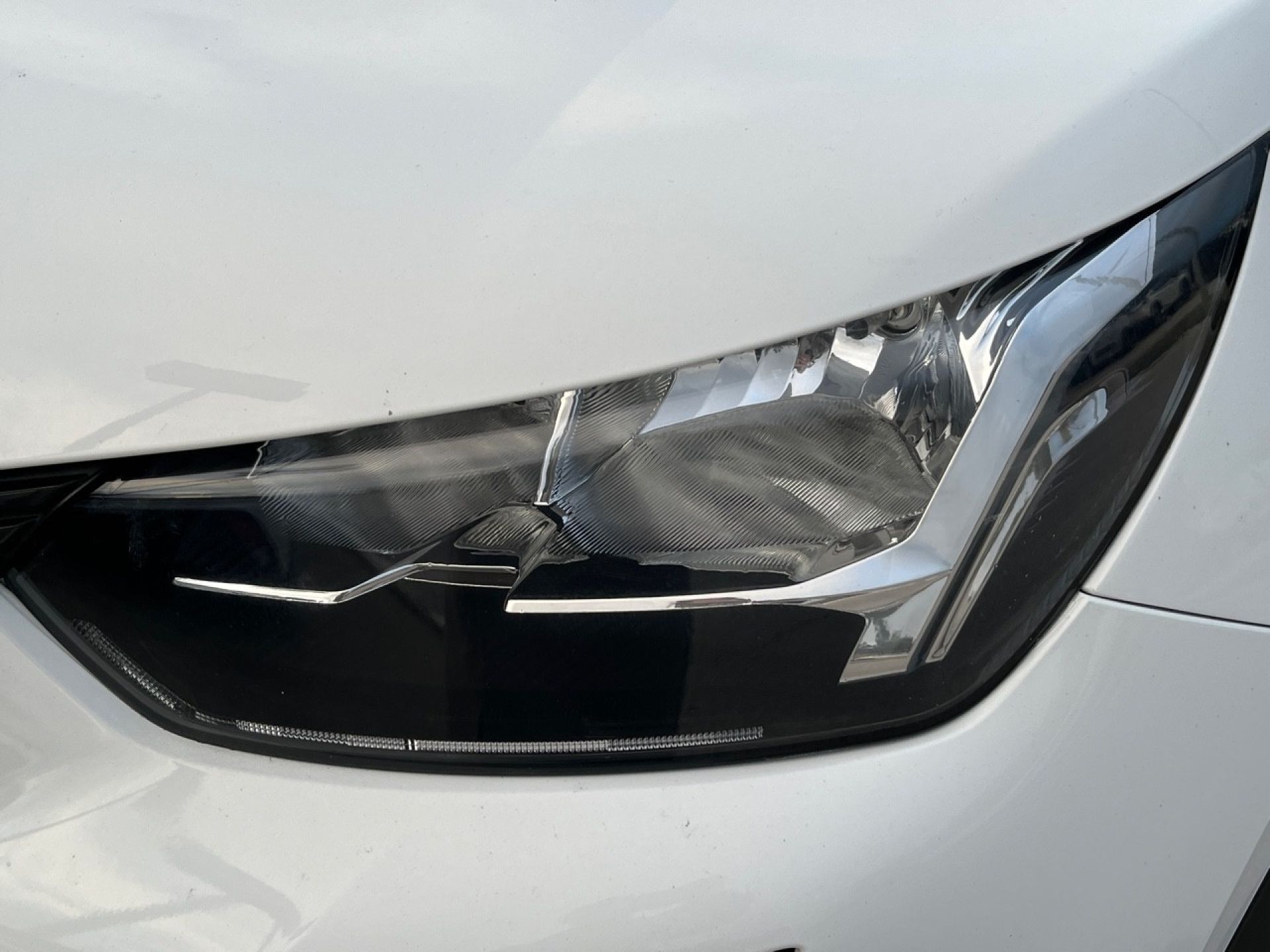Peugeot 2008 - 9
