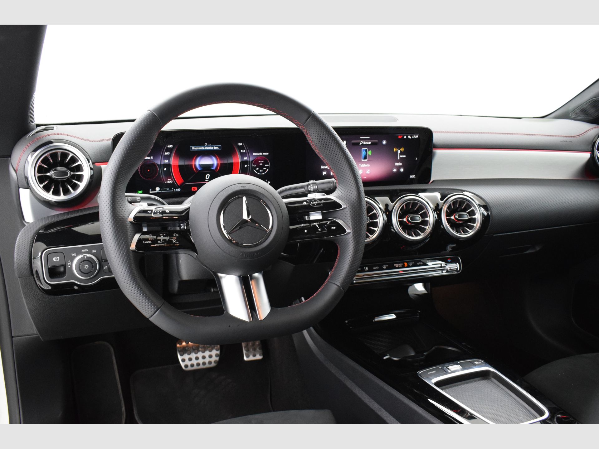 Mercedes-Benz CLA - 10