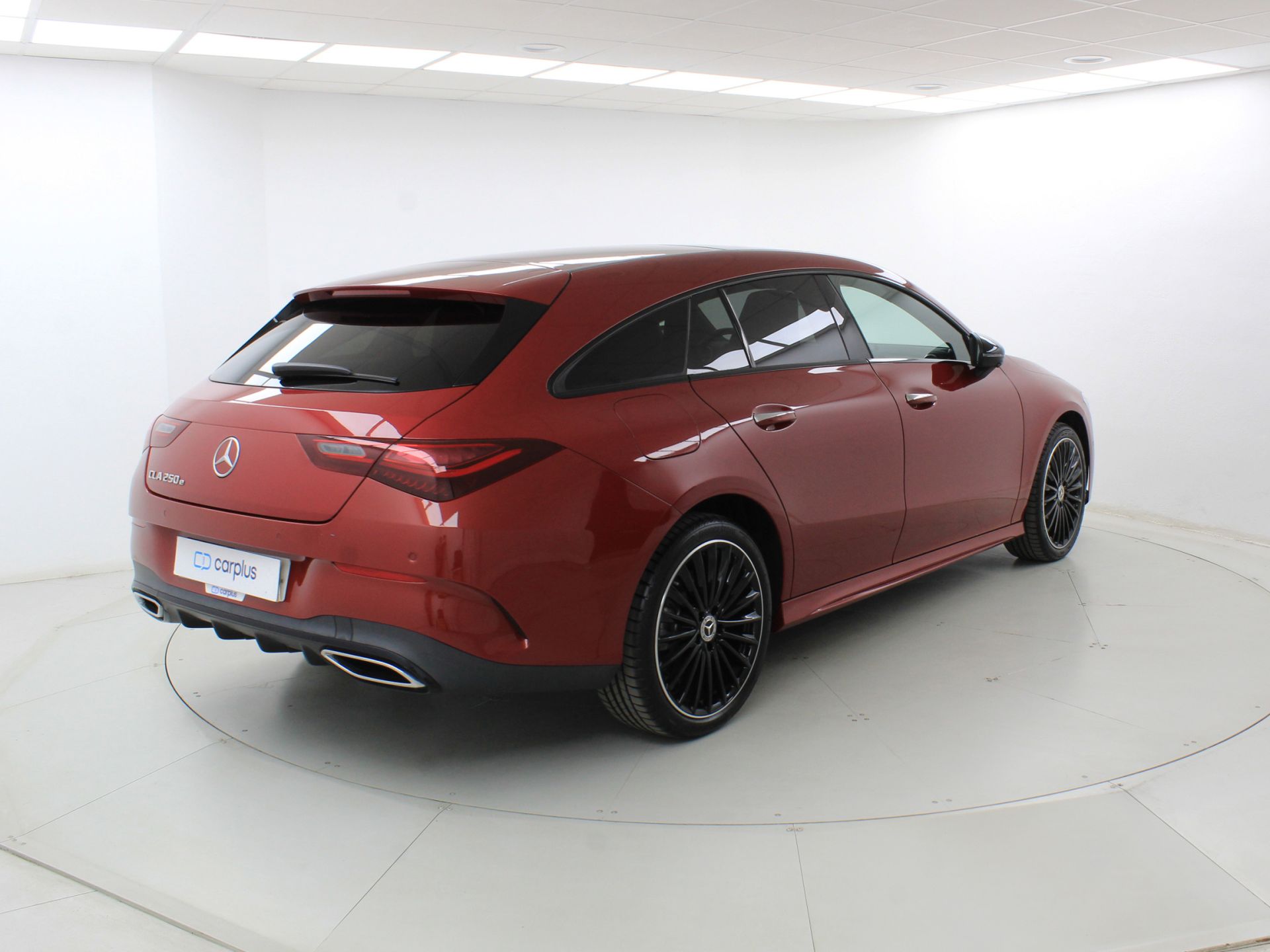 Mercedes-Benz CLA - 5