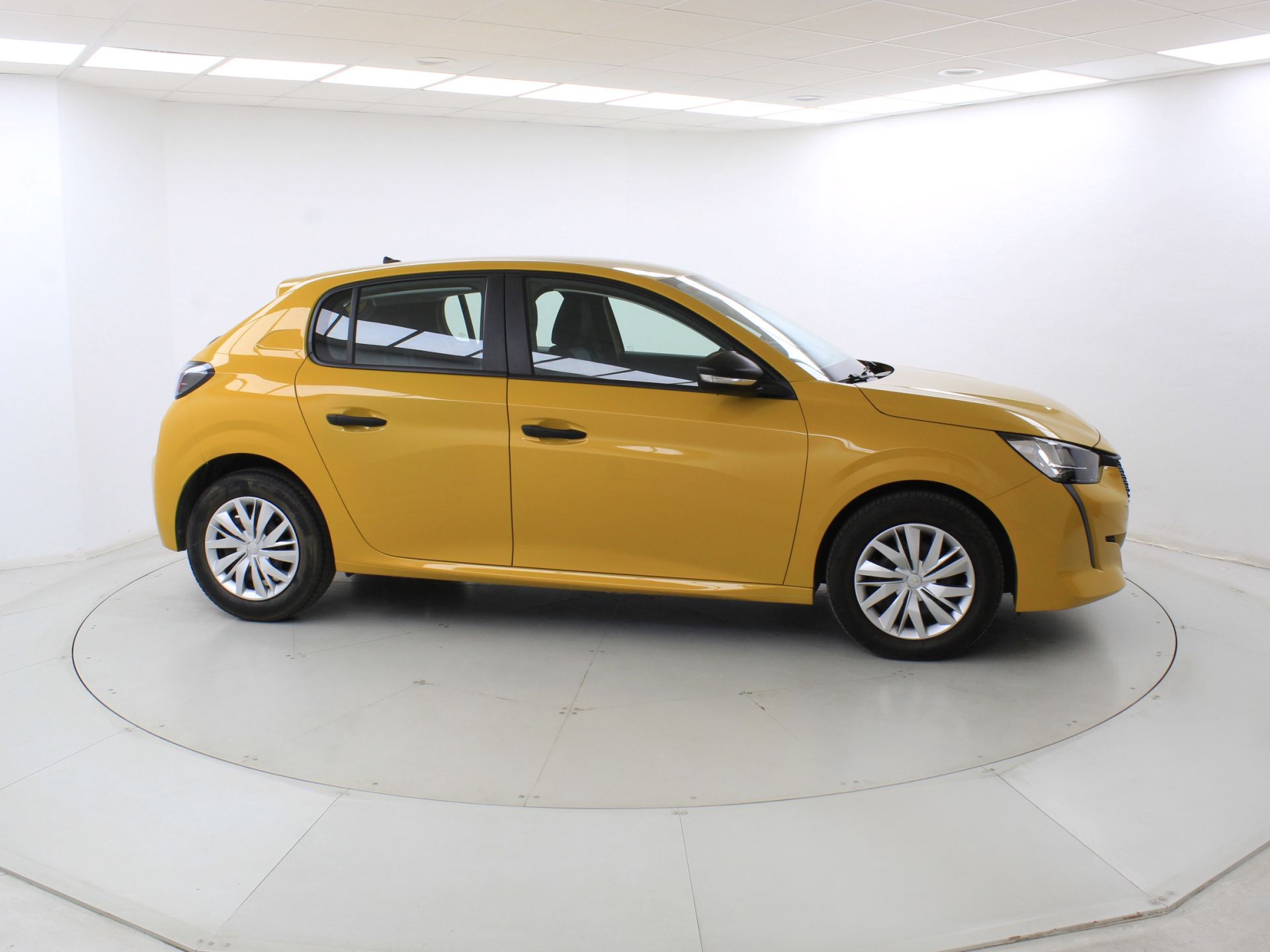 Peugeot 208 - 7