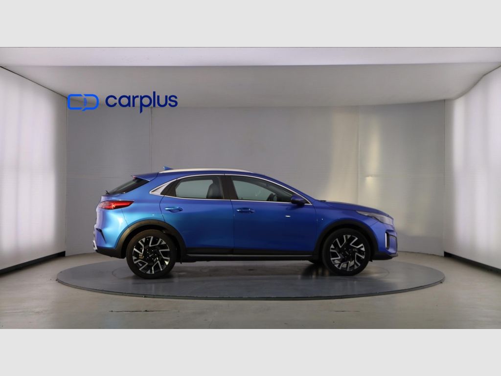 Kia XCeed - 8
