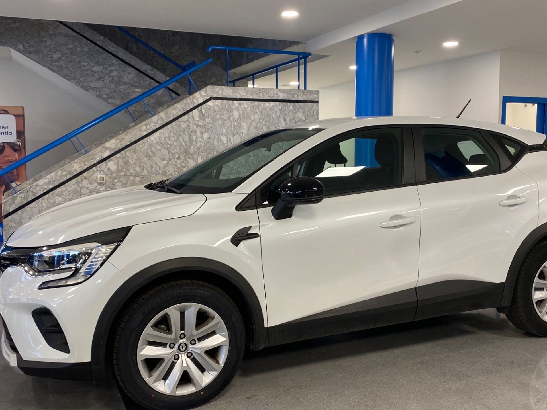 Renault Captur - 4