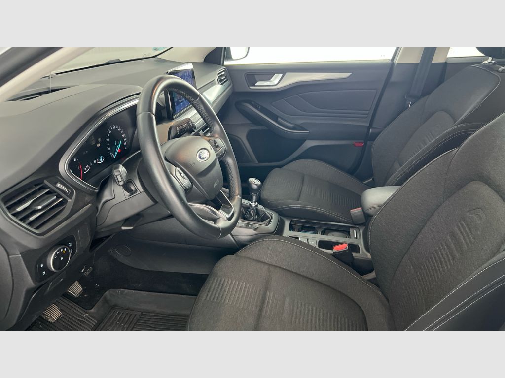 Ford Focus - 12