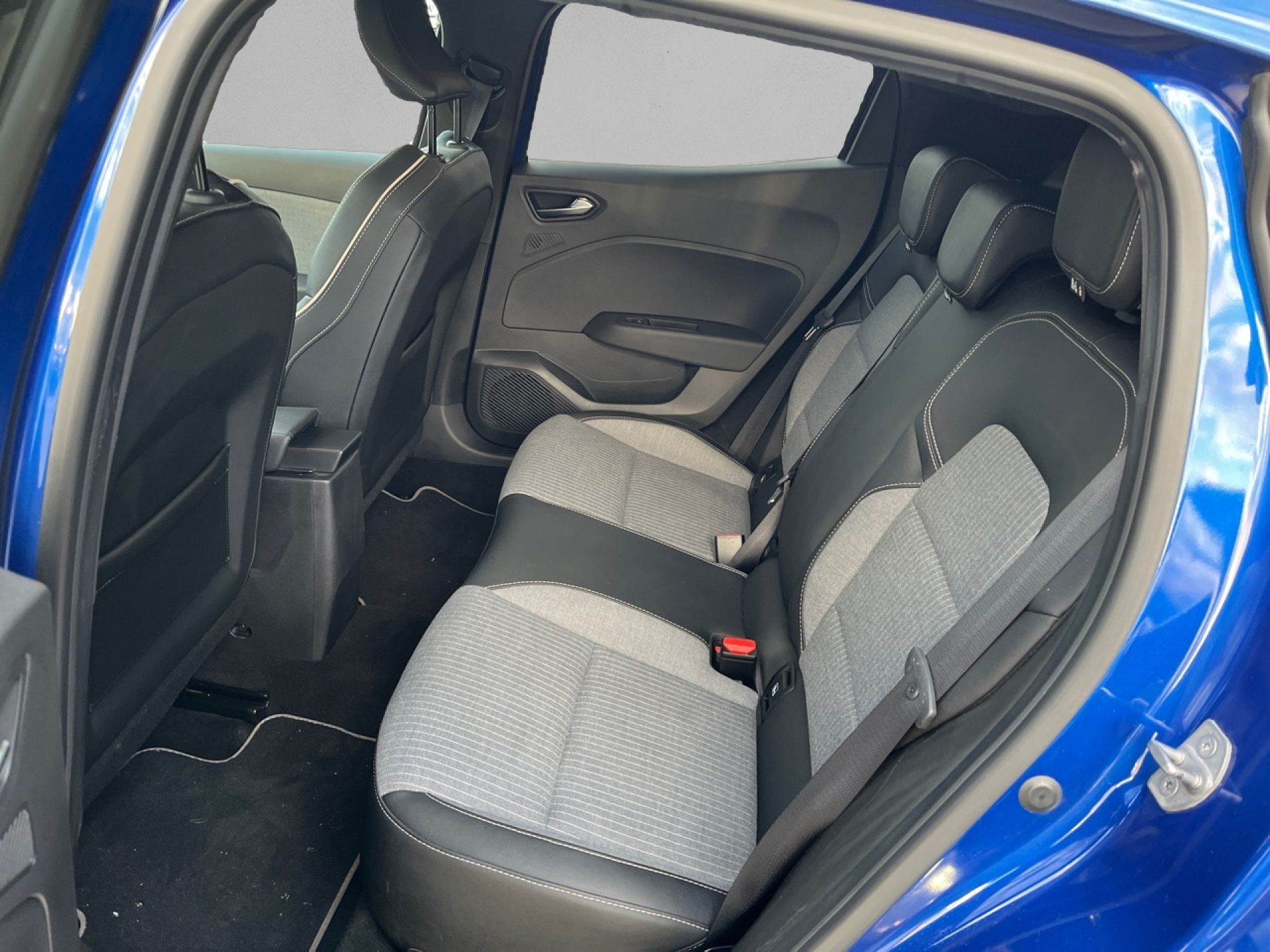 Renault Clio - 12