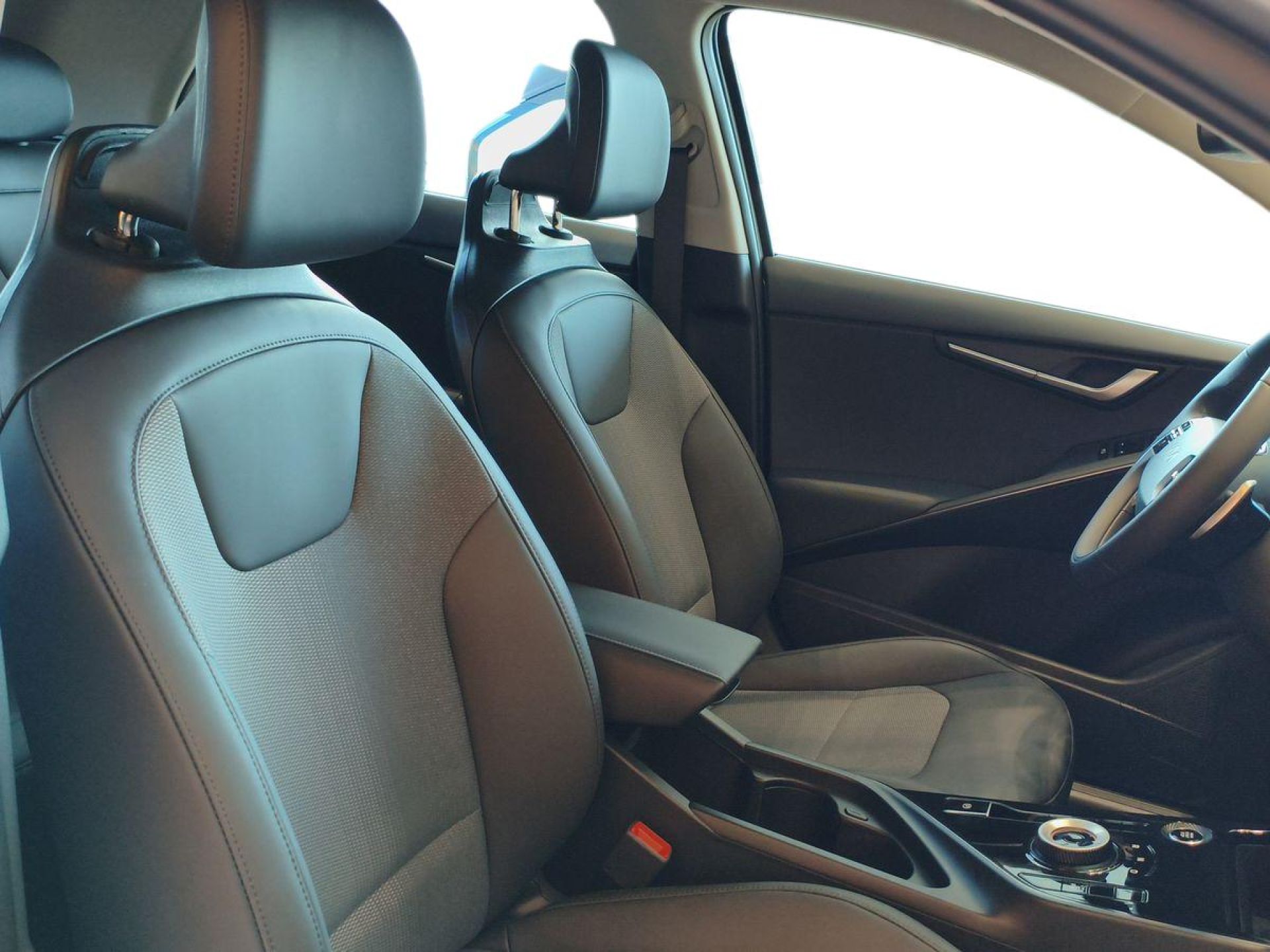 Kia Niro - 11