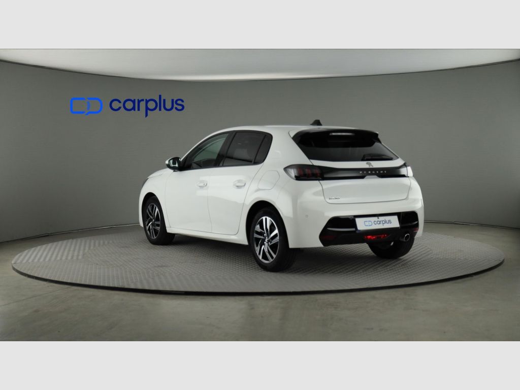 Peugeot 208 - 5