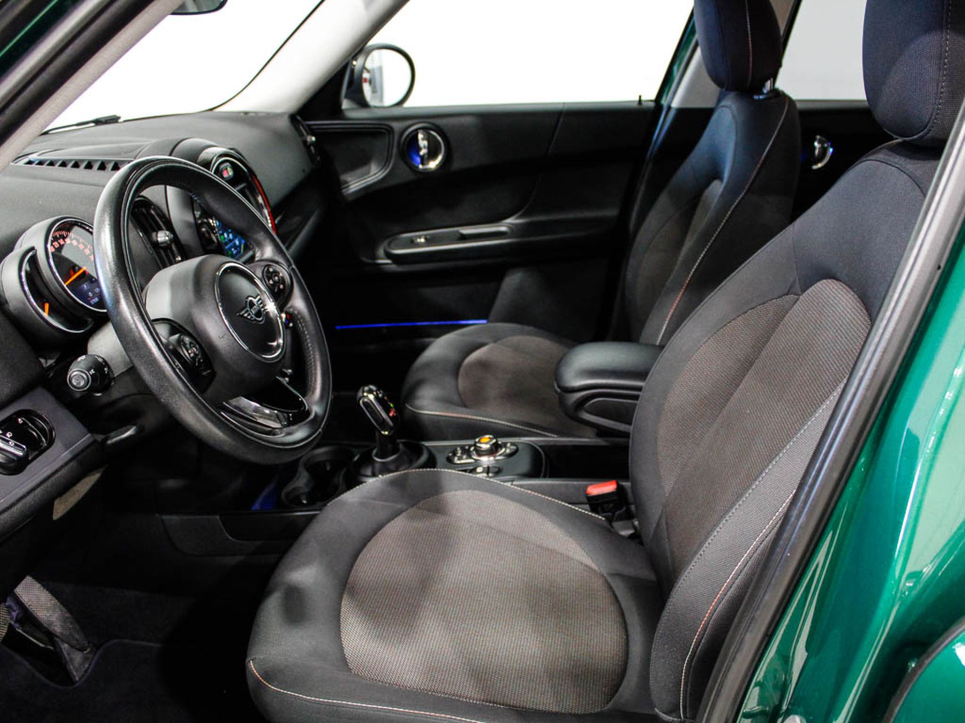 Mini Countryman - 10