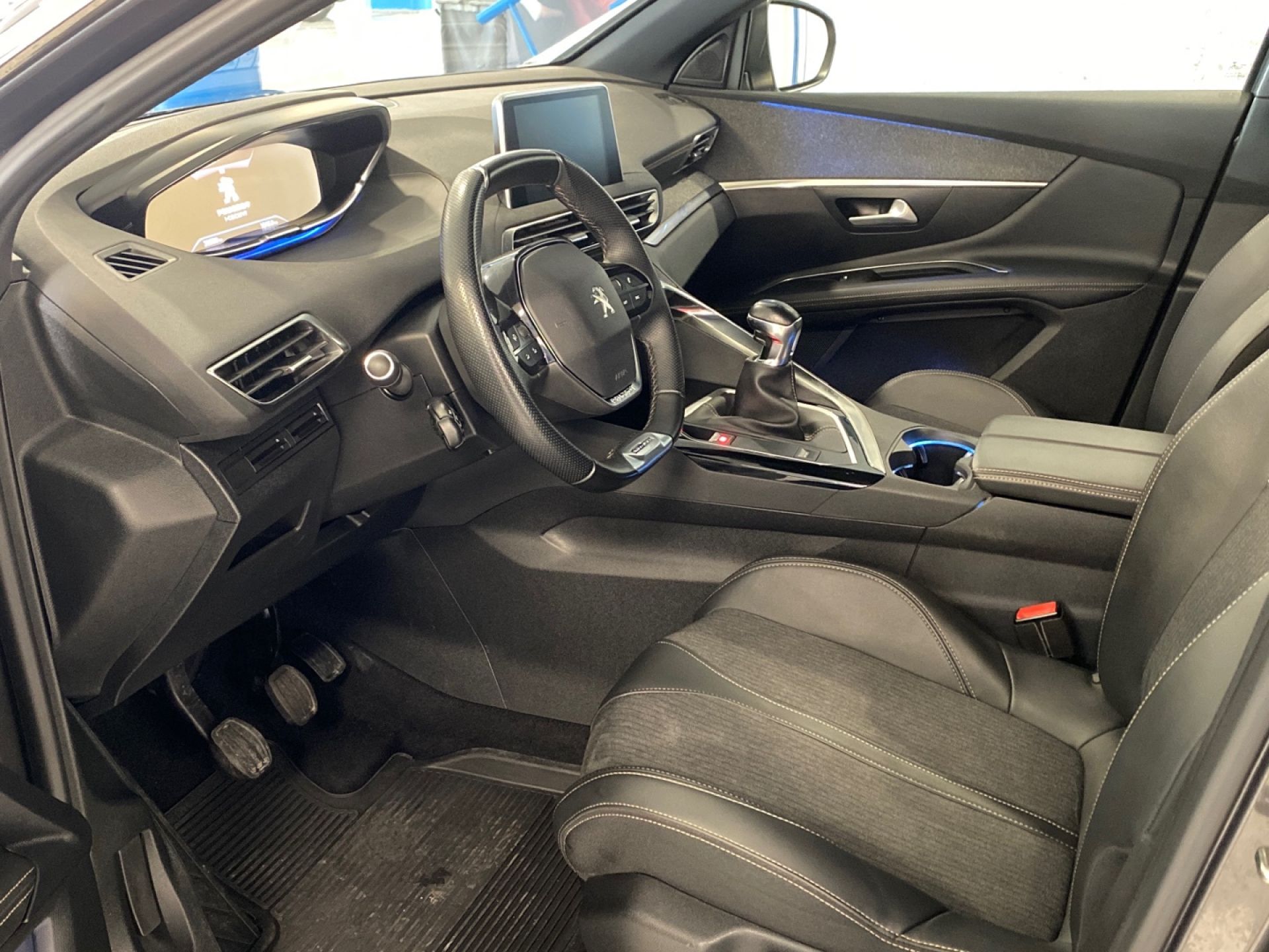 Peugeot 3008 - 11