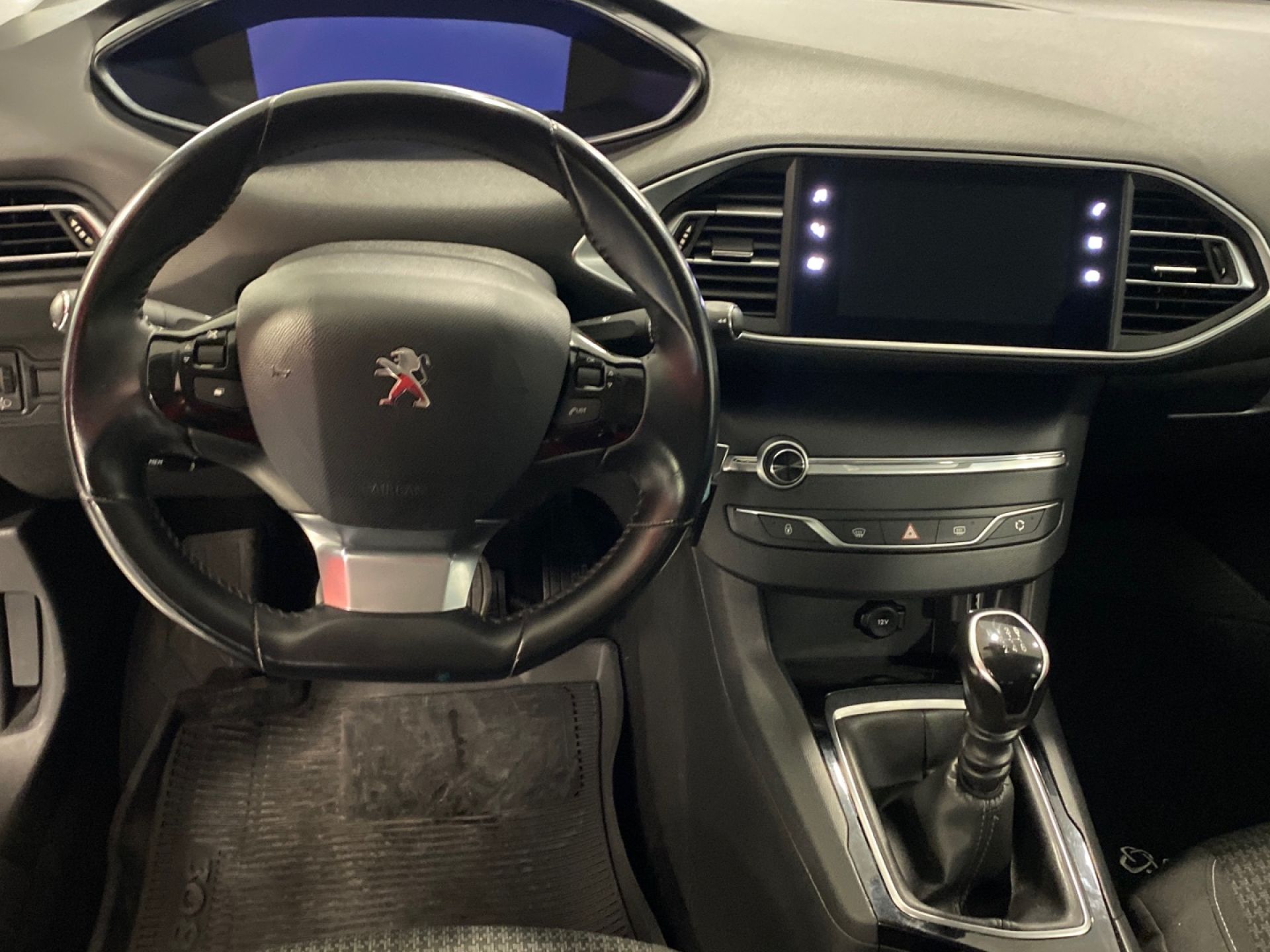 Peugeot 308 - 12