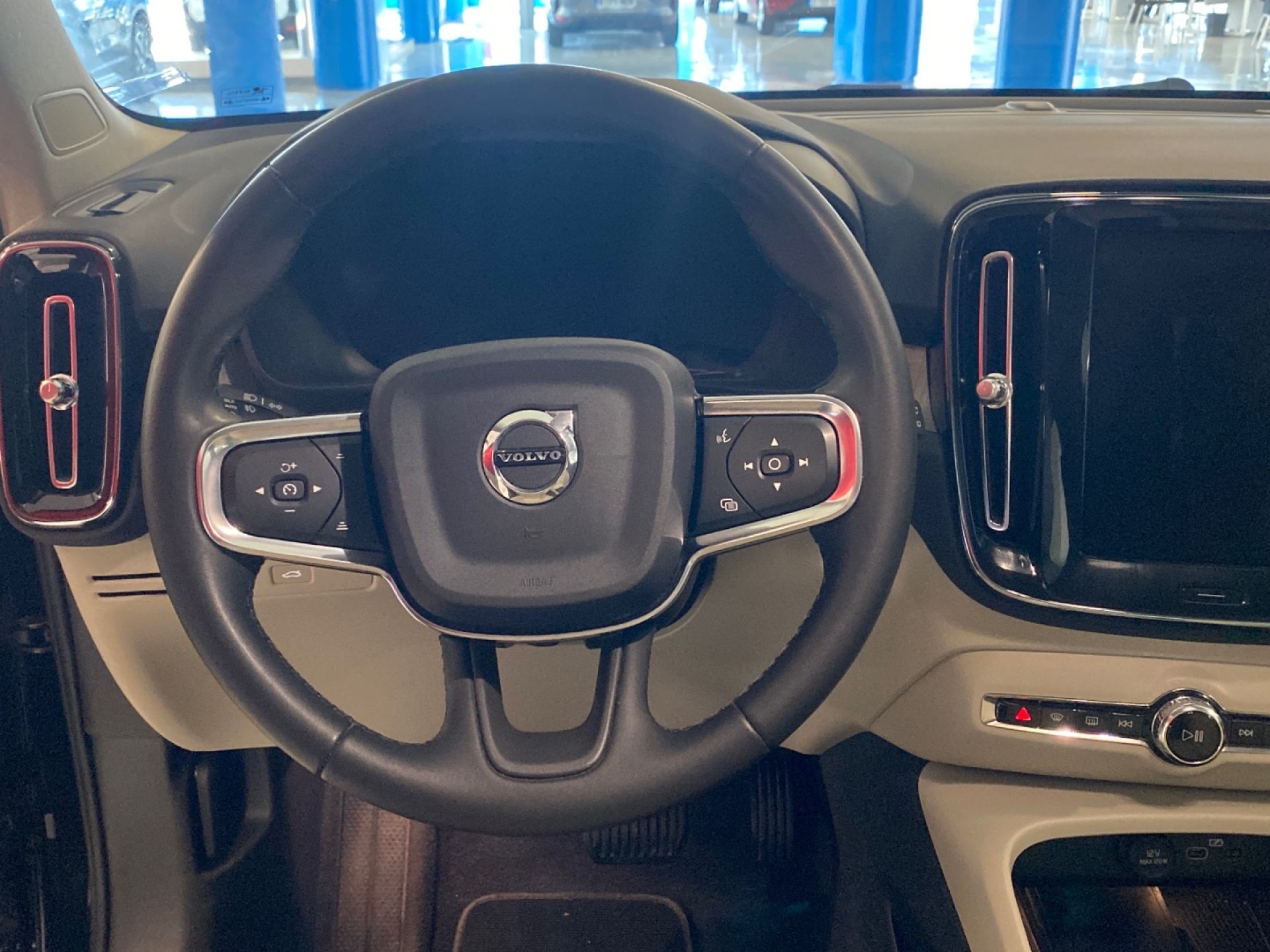 Volvo XC40 - 8
