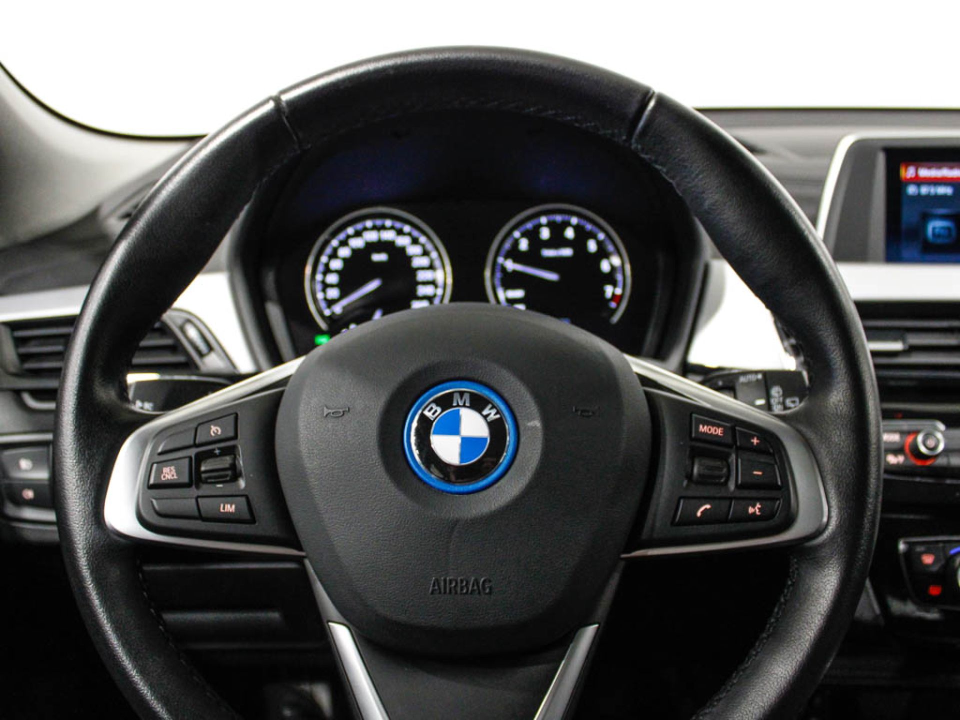 BMW X2 - 12