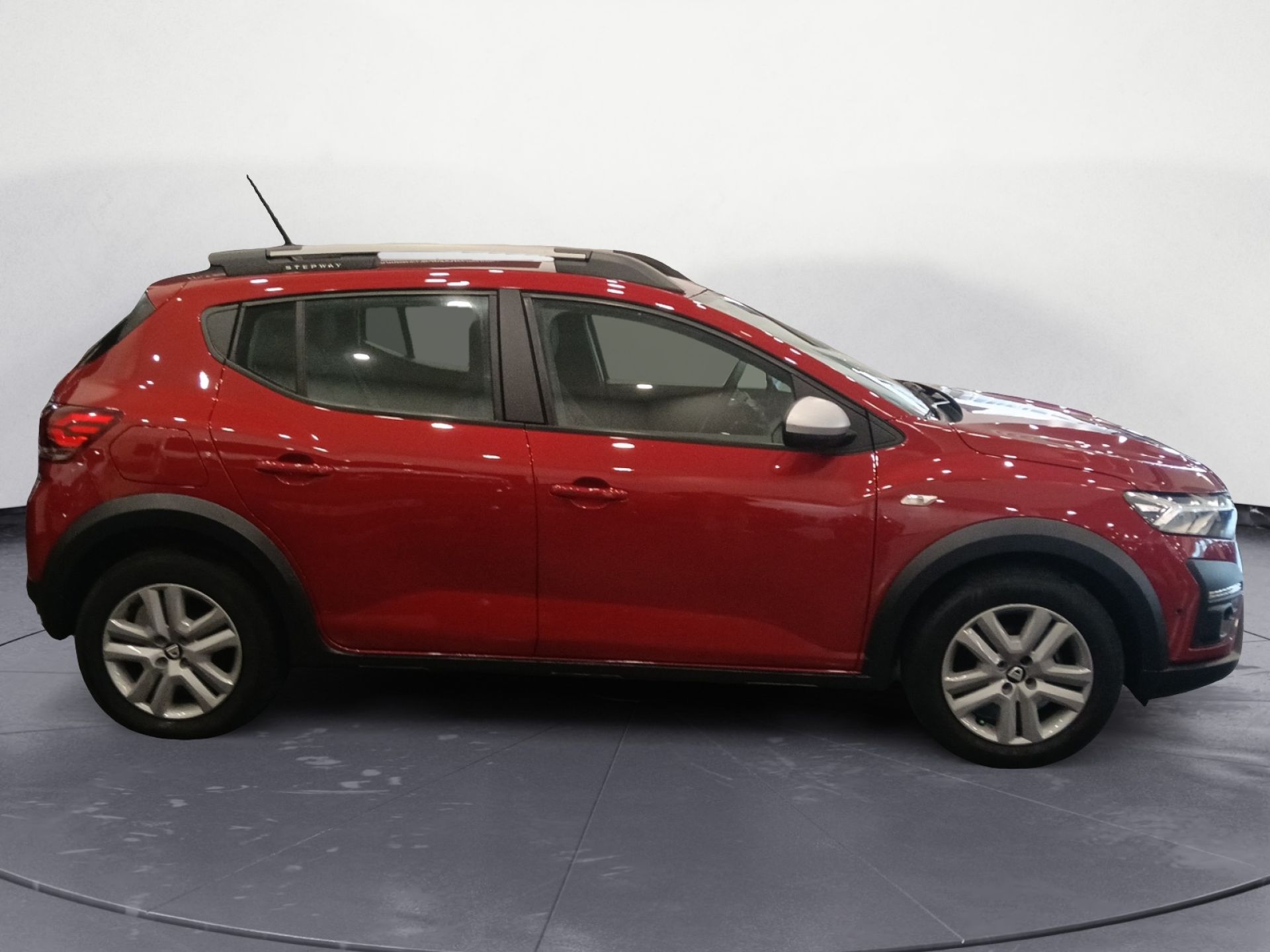 Dacia Sandero - 5