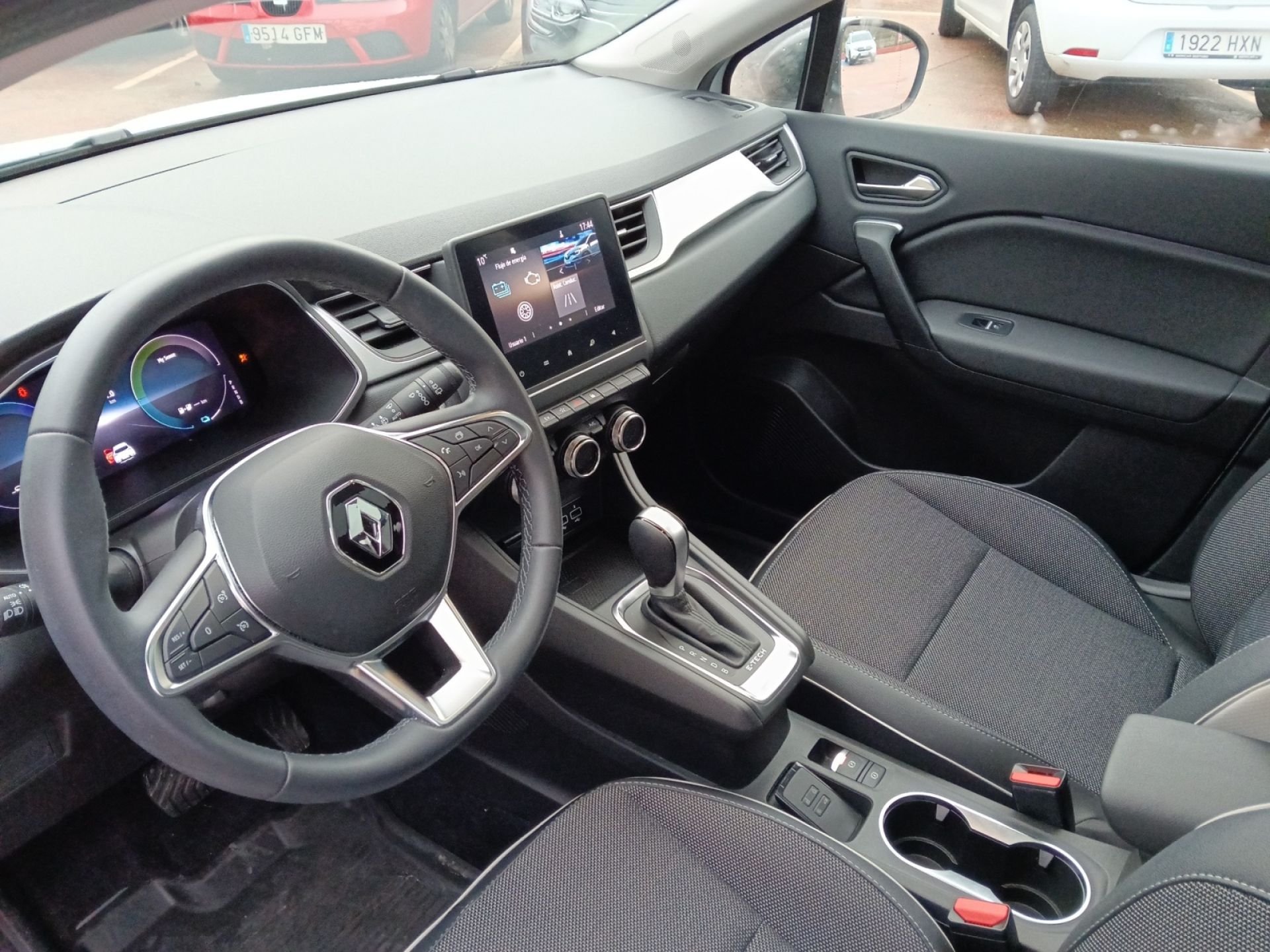 Renault Captur - 12