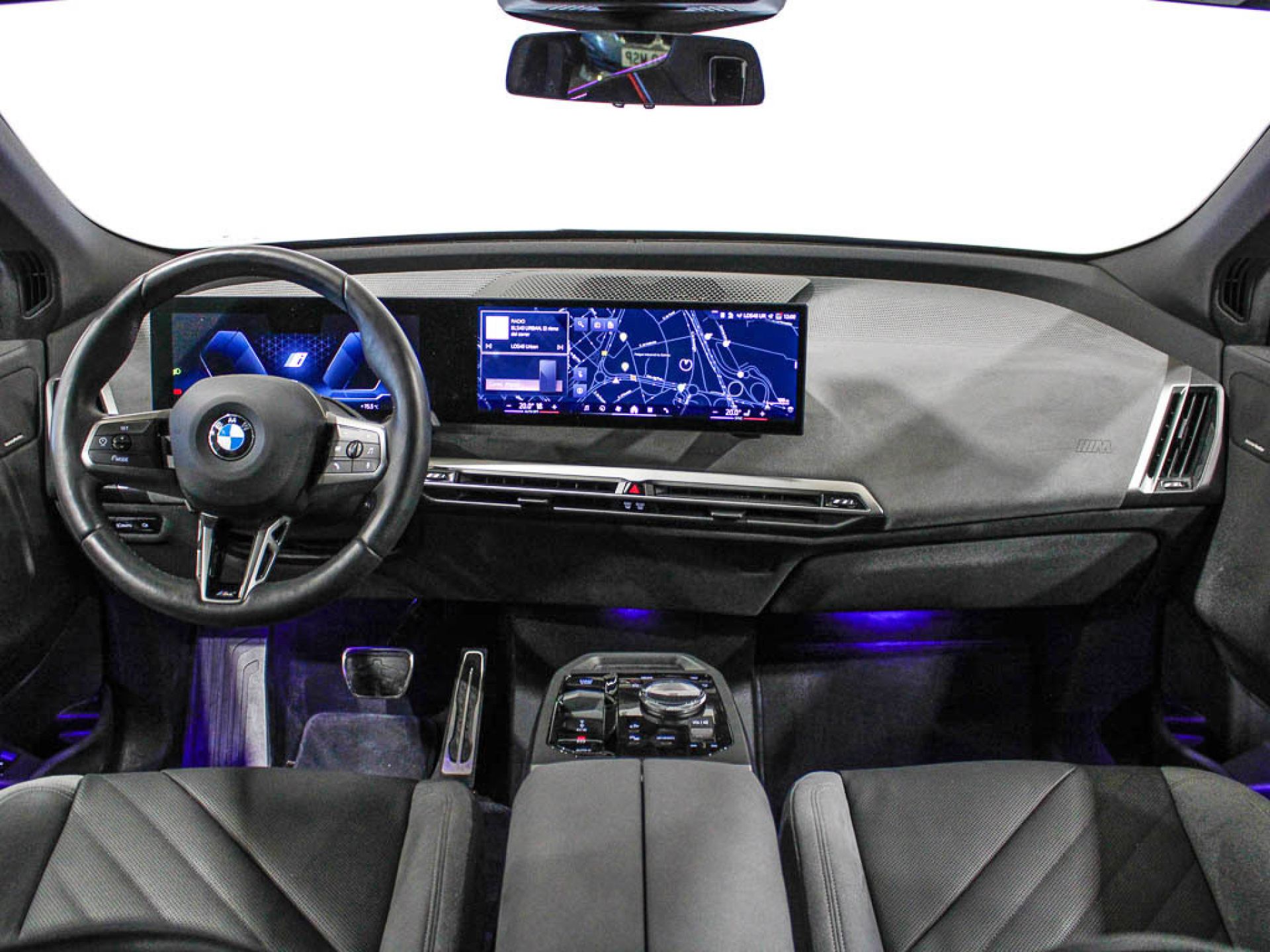 BMW iX - 7