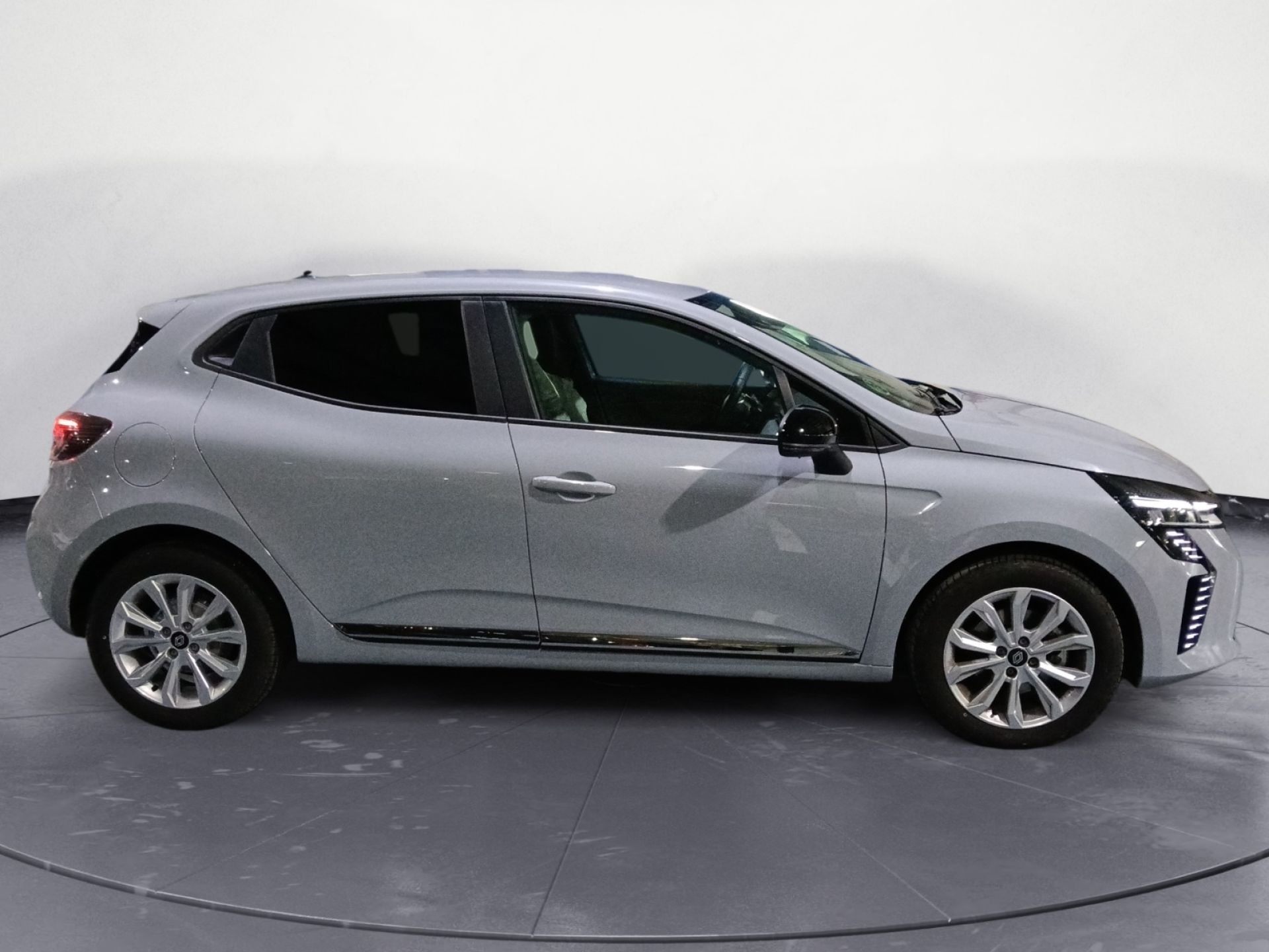 Renault Clio - 5