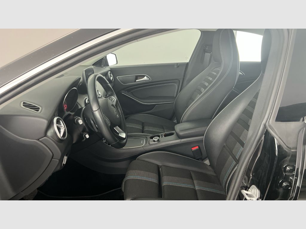 Mercedes-Benz Clase CLA - 12