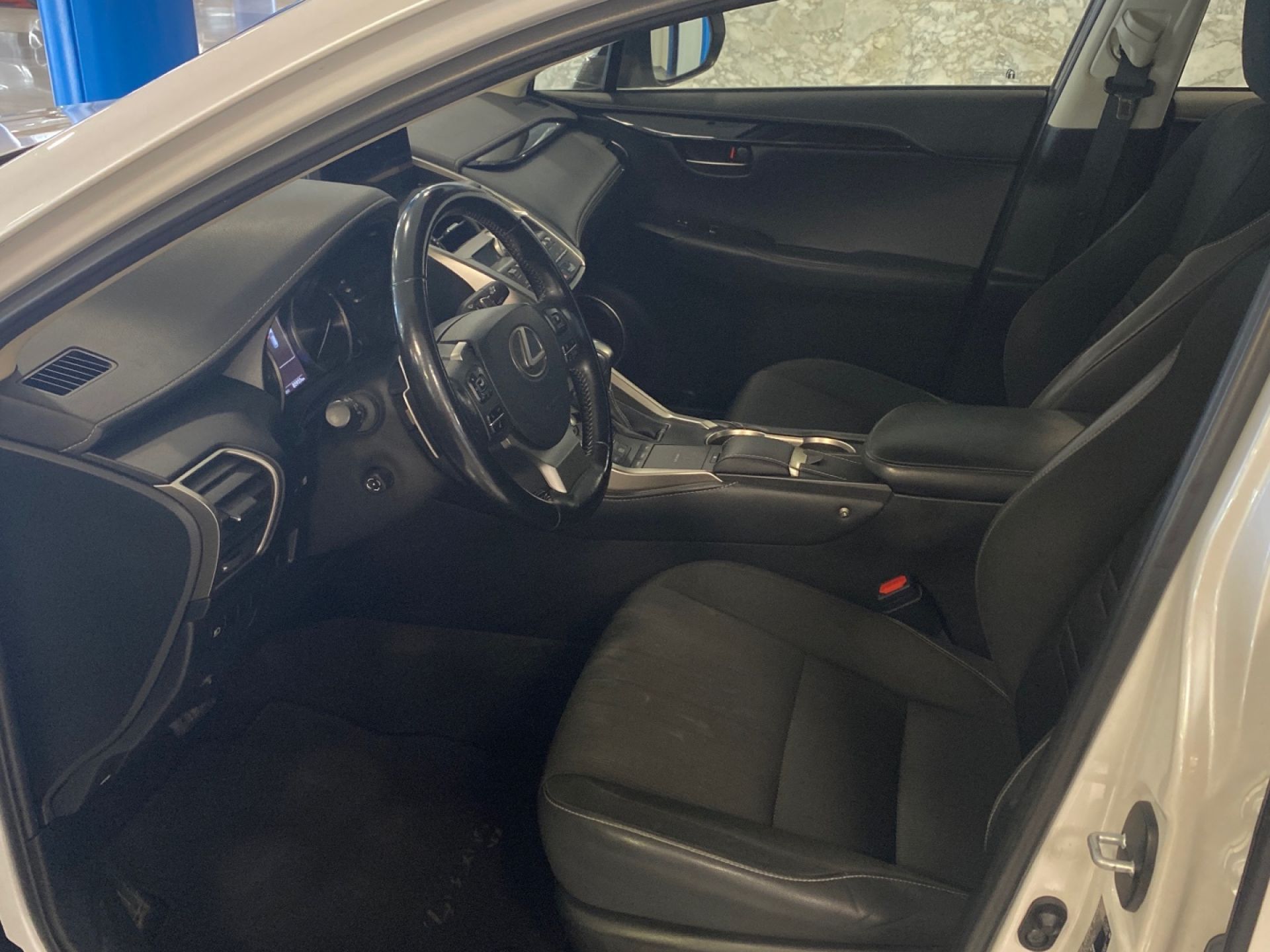 LEXUS NX - 11