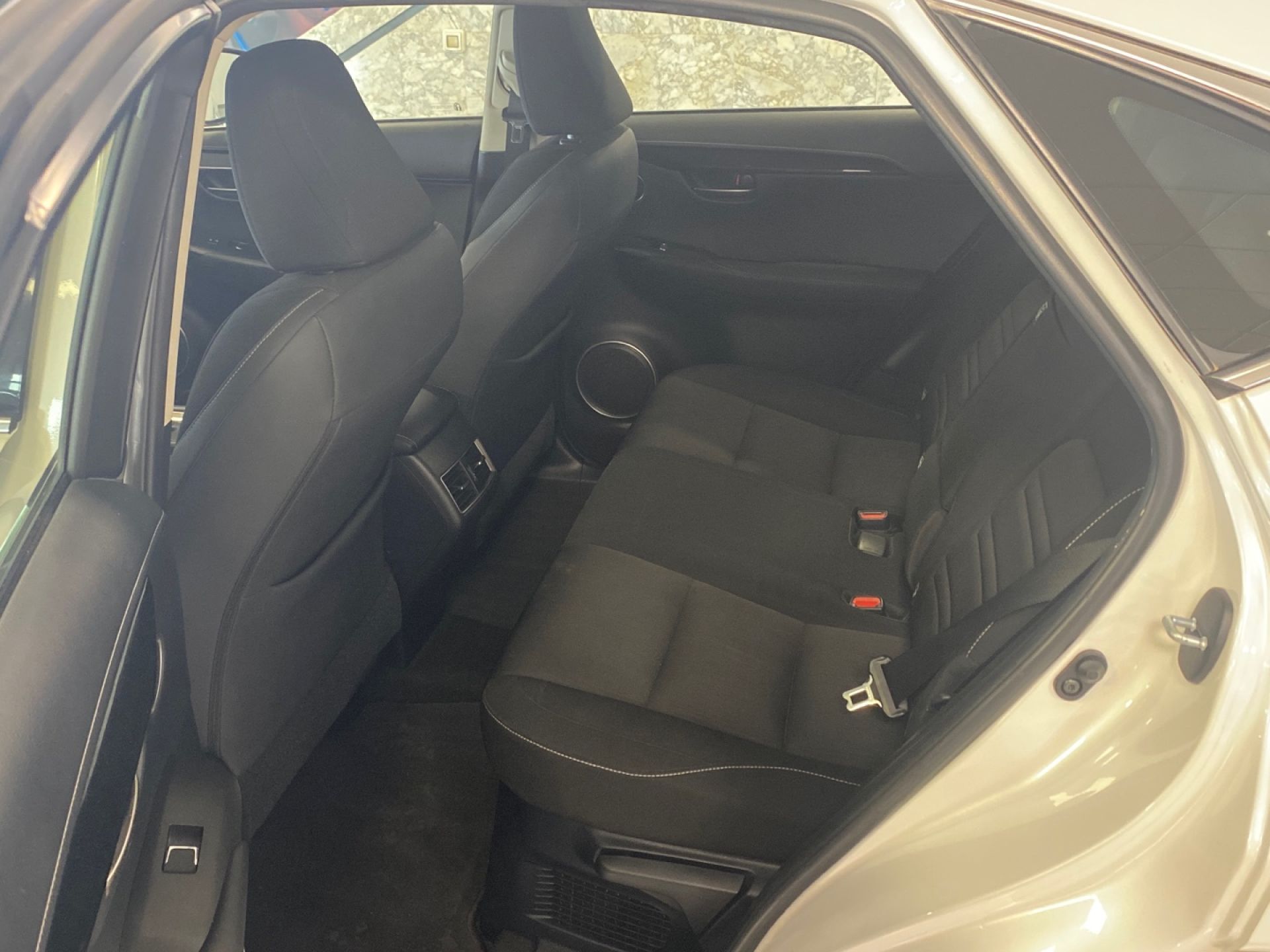 LEXUS NX - 12