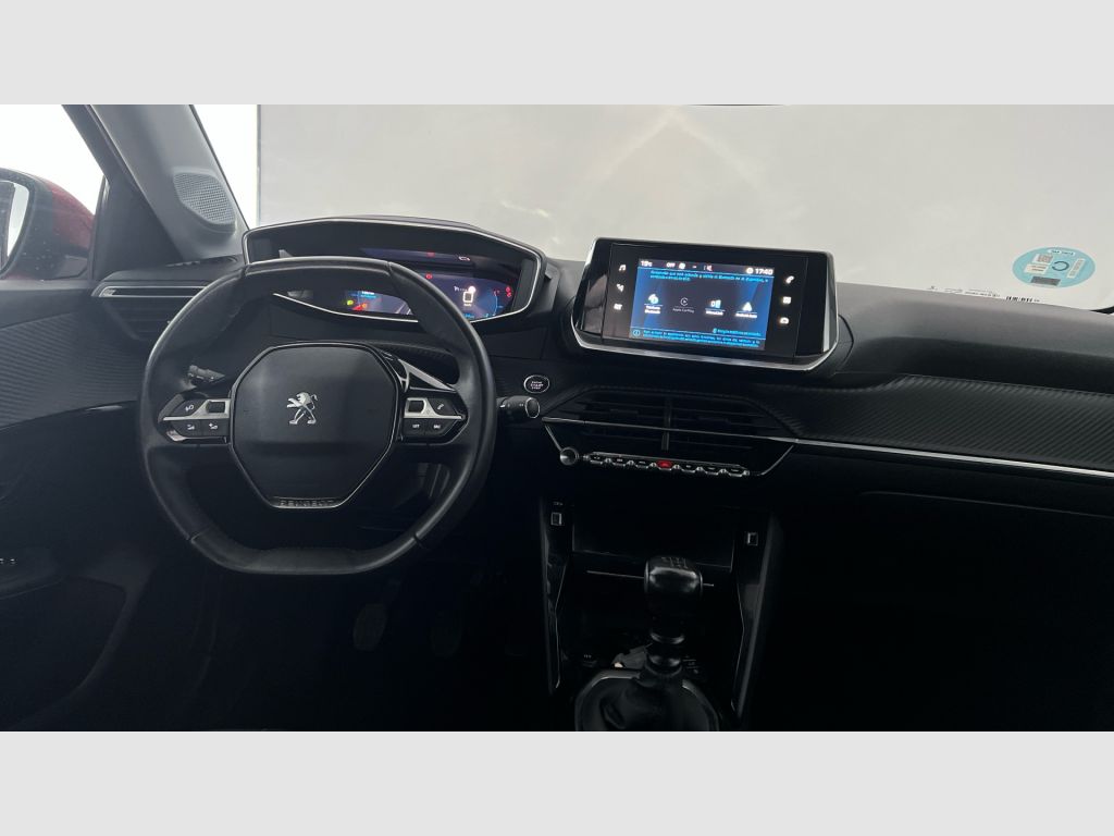 Peugeot 208 - 11