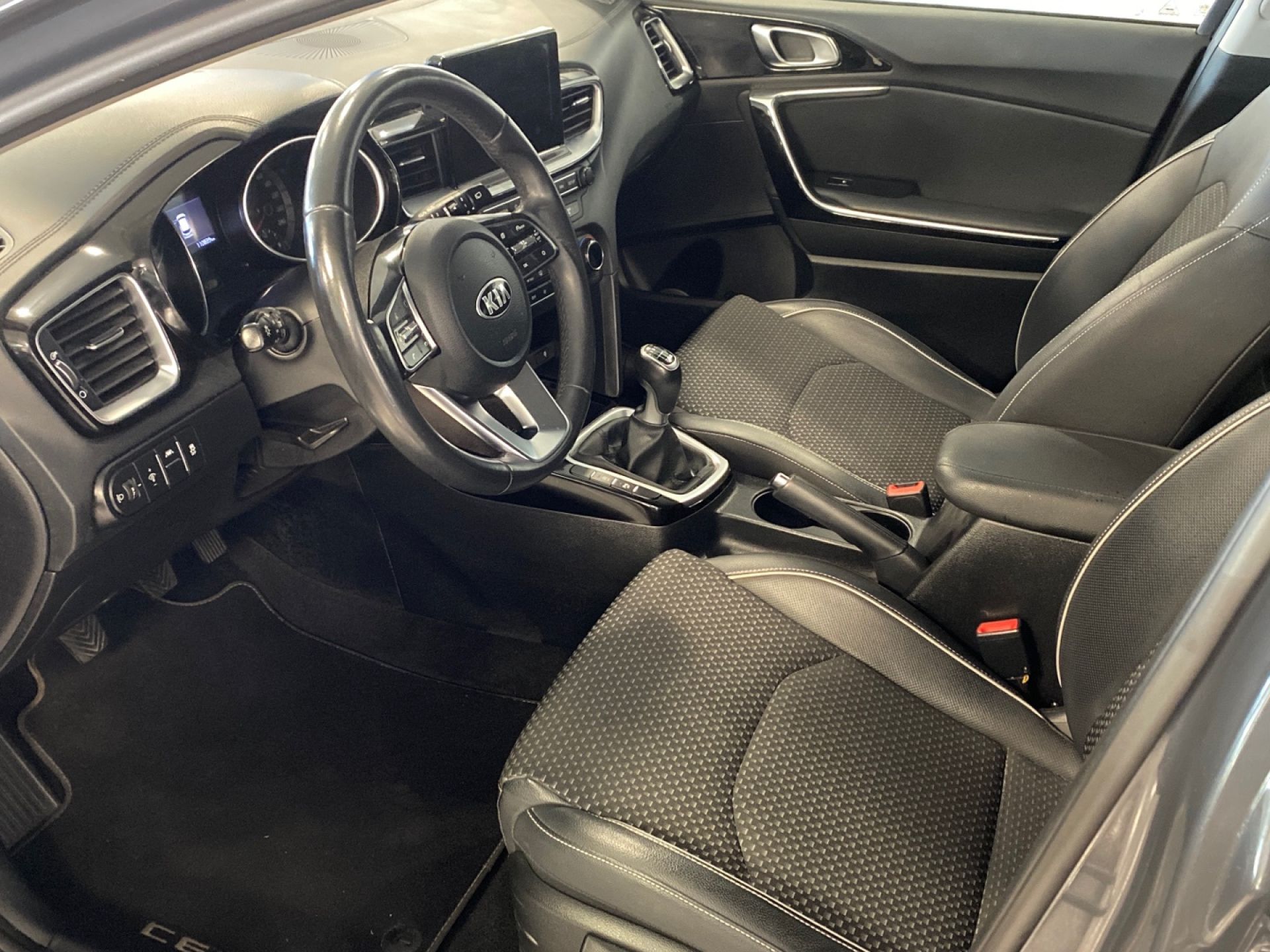 Kia Ceed Tourer - 10