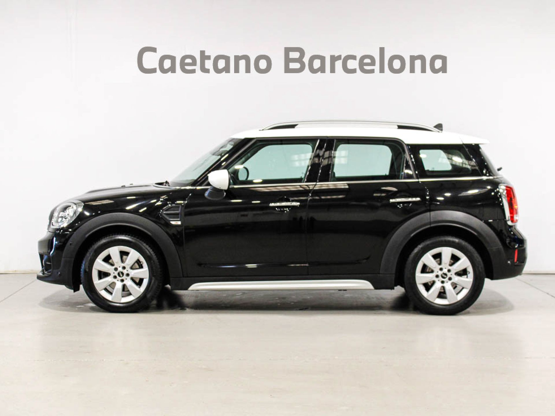 Mini Countryman - 3